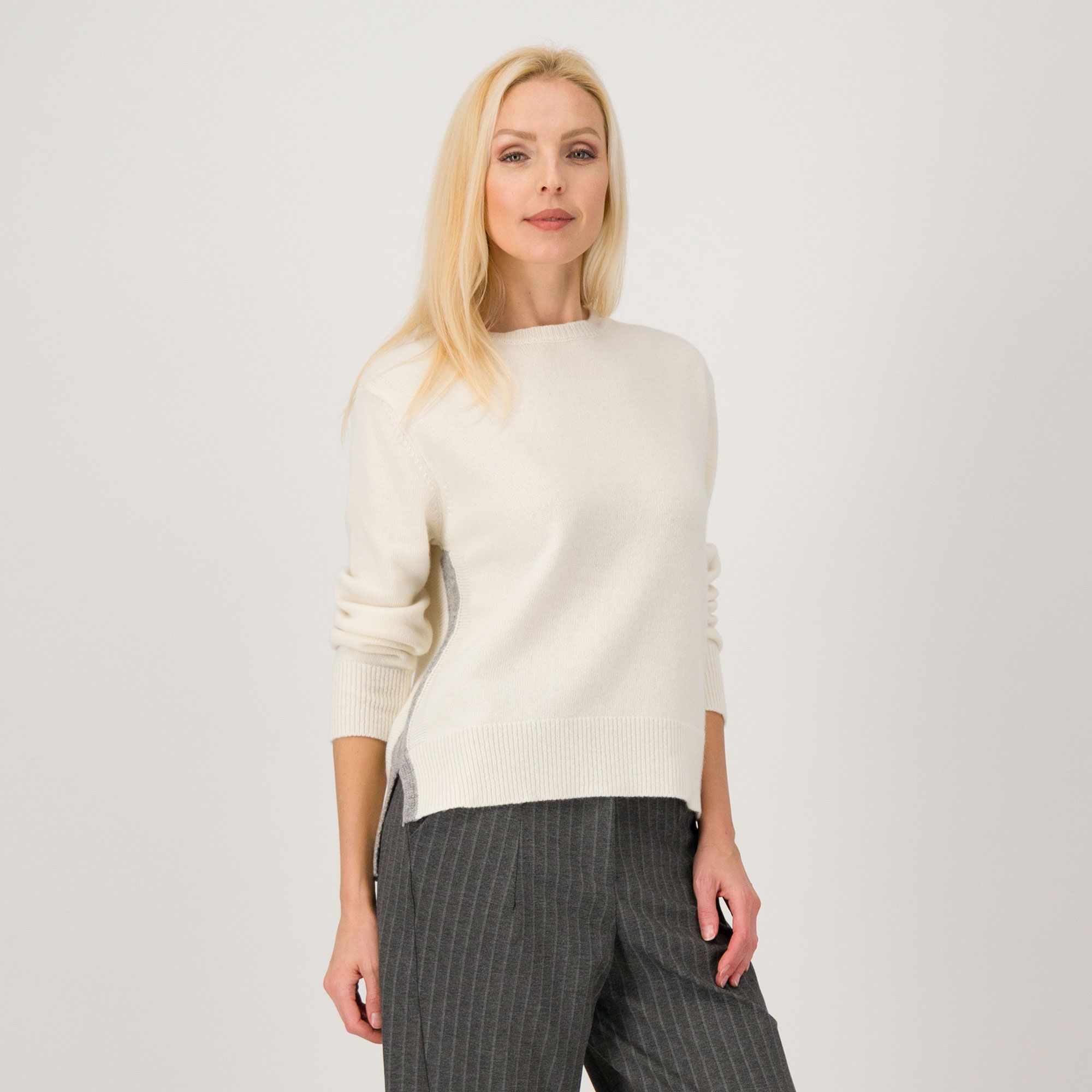 Lucrezia Sciortino
Maglia in misto
lana con cashmere