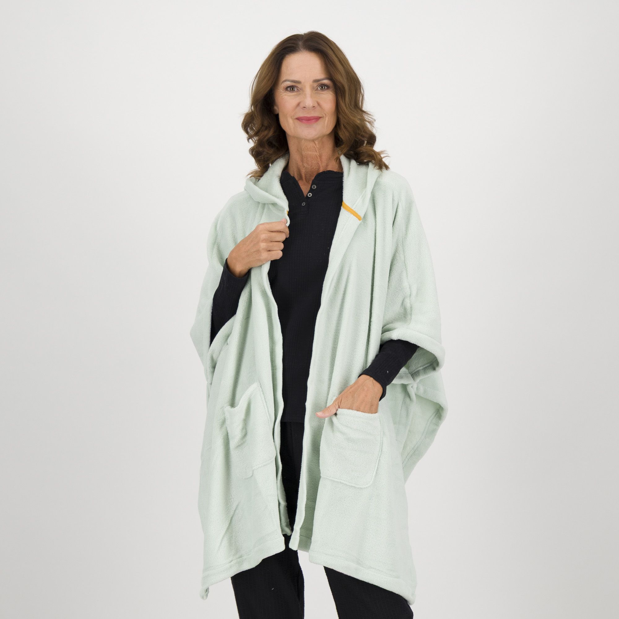 Modern Soul
by Anybody
Poncho in pelouche
