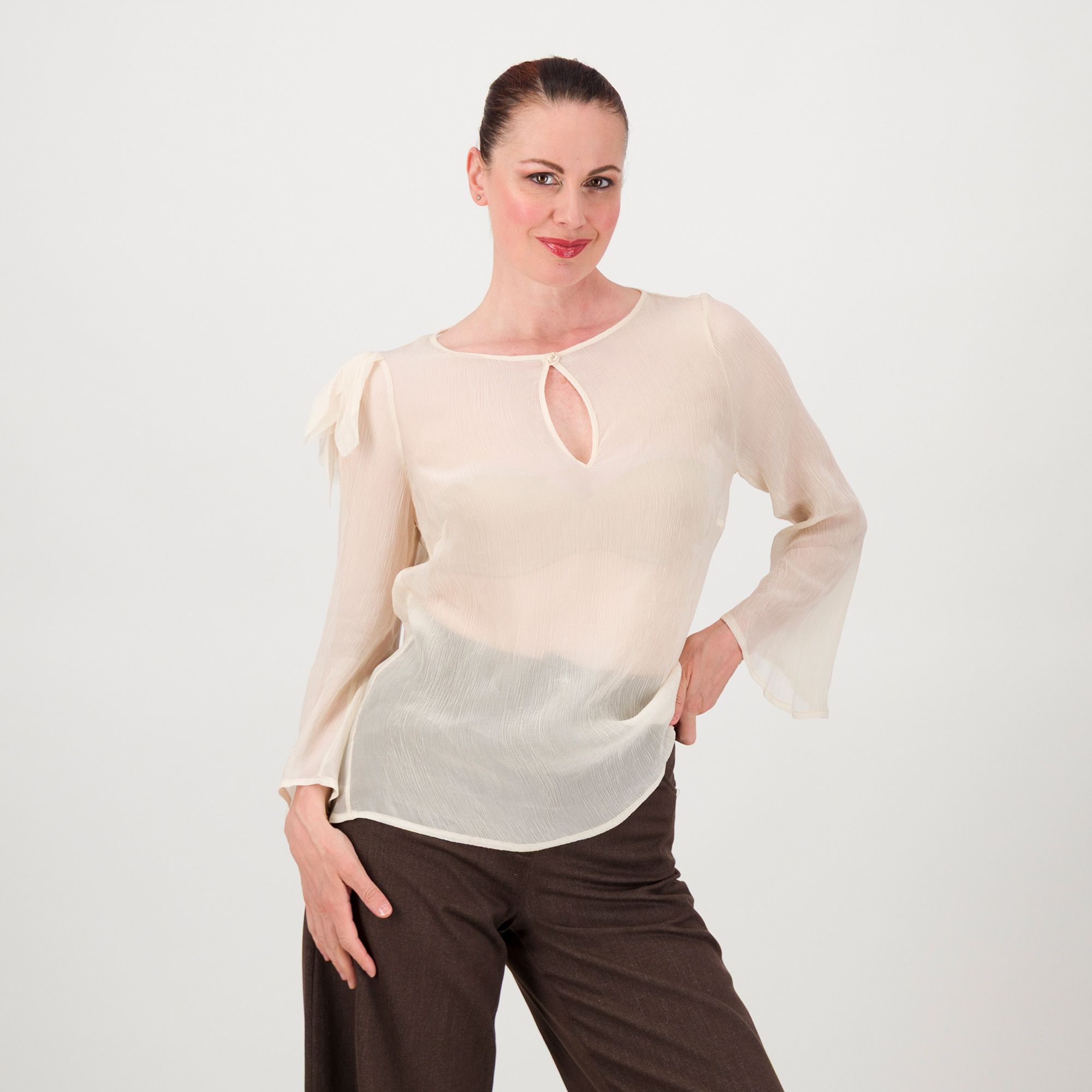 Caterina Lancini
Blusa mano seta
in viscosa e cupro