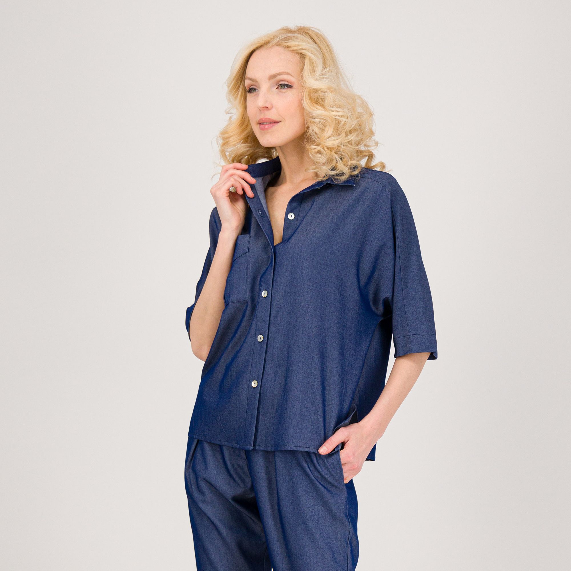 Officina della Moda
Camicia effetto denim
a maniche lunghe
in misto viscosa