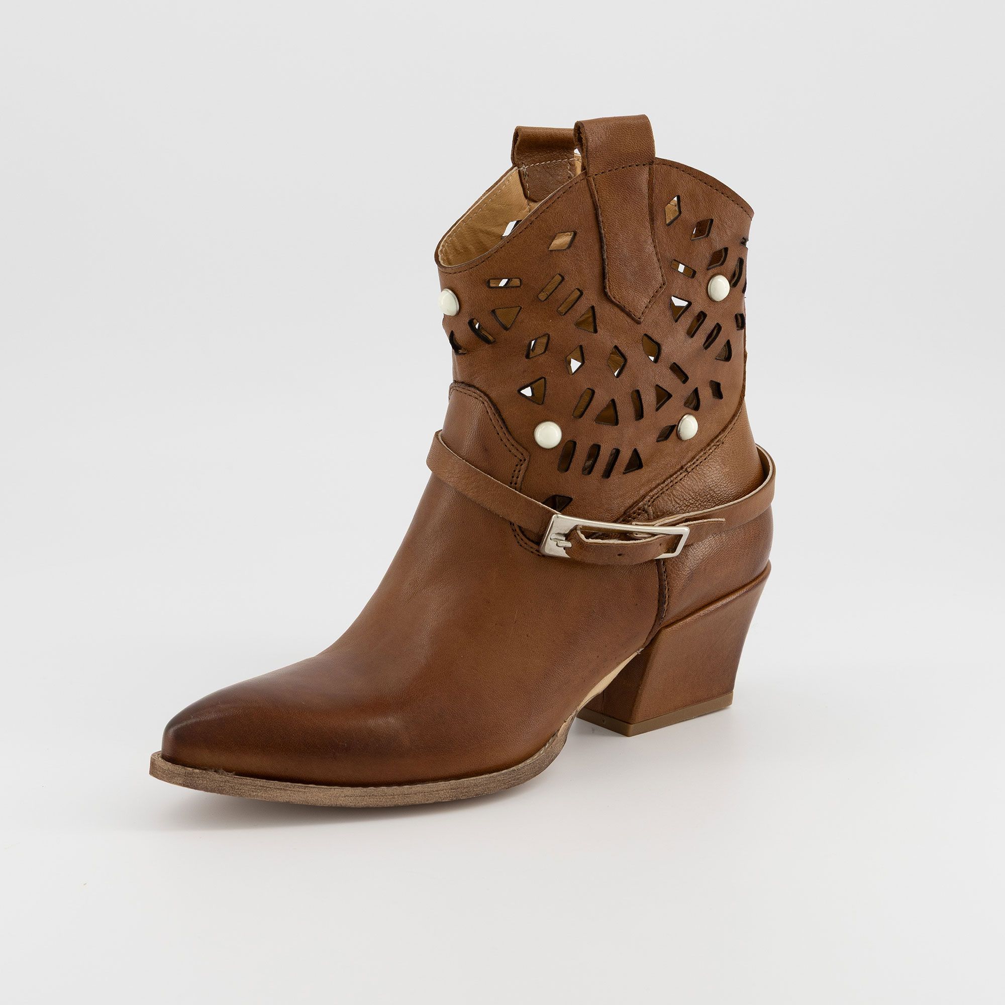 Galieti
Stivaletti texani
in pelle con perle
e tacco 6 cm