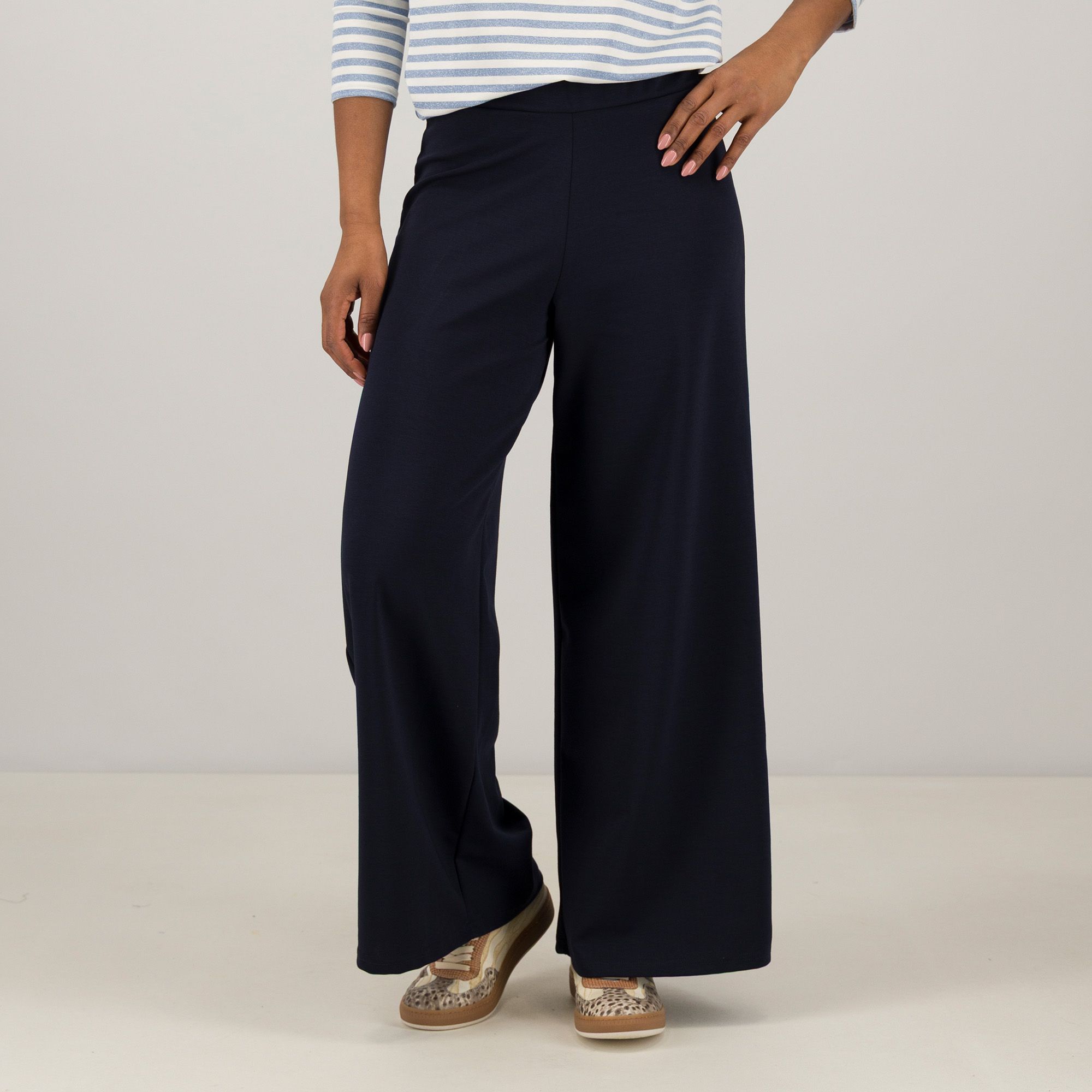 Bianca Della Torre
Pantaloni ampi
in maglia scuba 
cotton con elastico