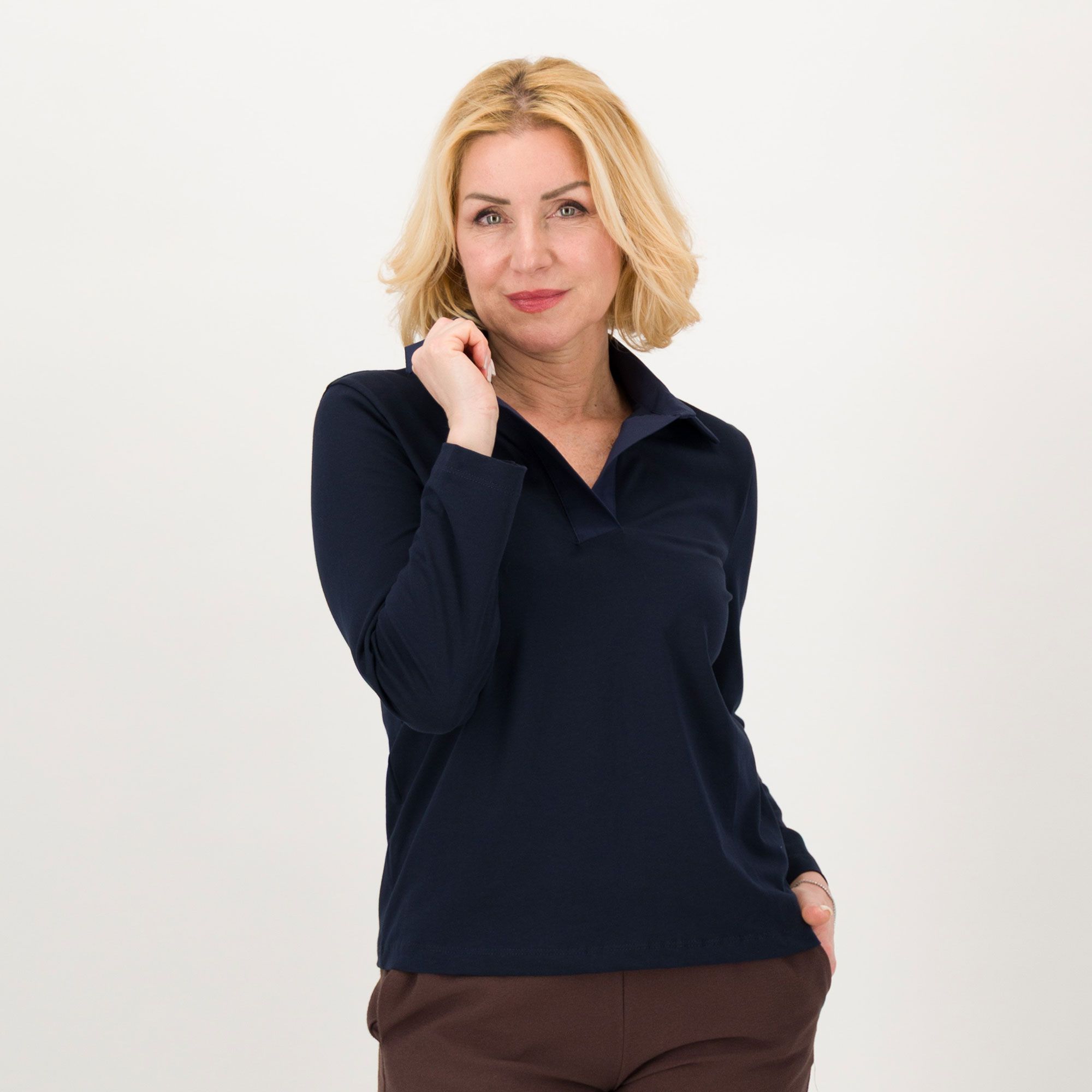 EVA Franco Ciambella
Maglia a maniche
lunghe con colletto
a polo