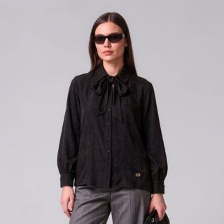 Yes Zee
Camicia in raso
100% vi con fiocco