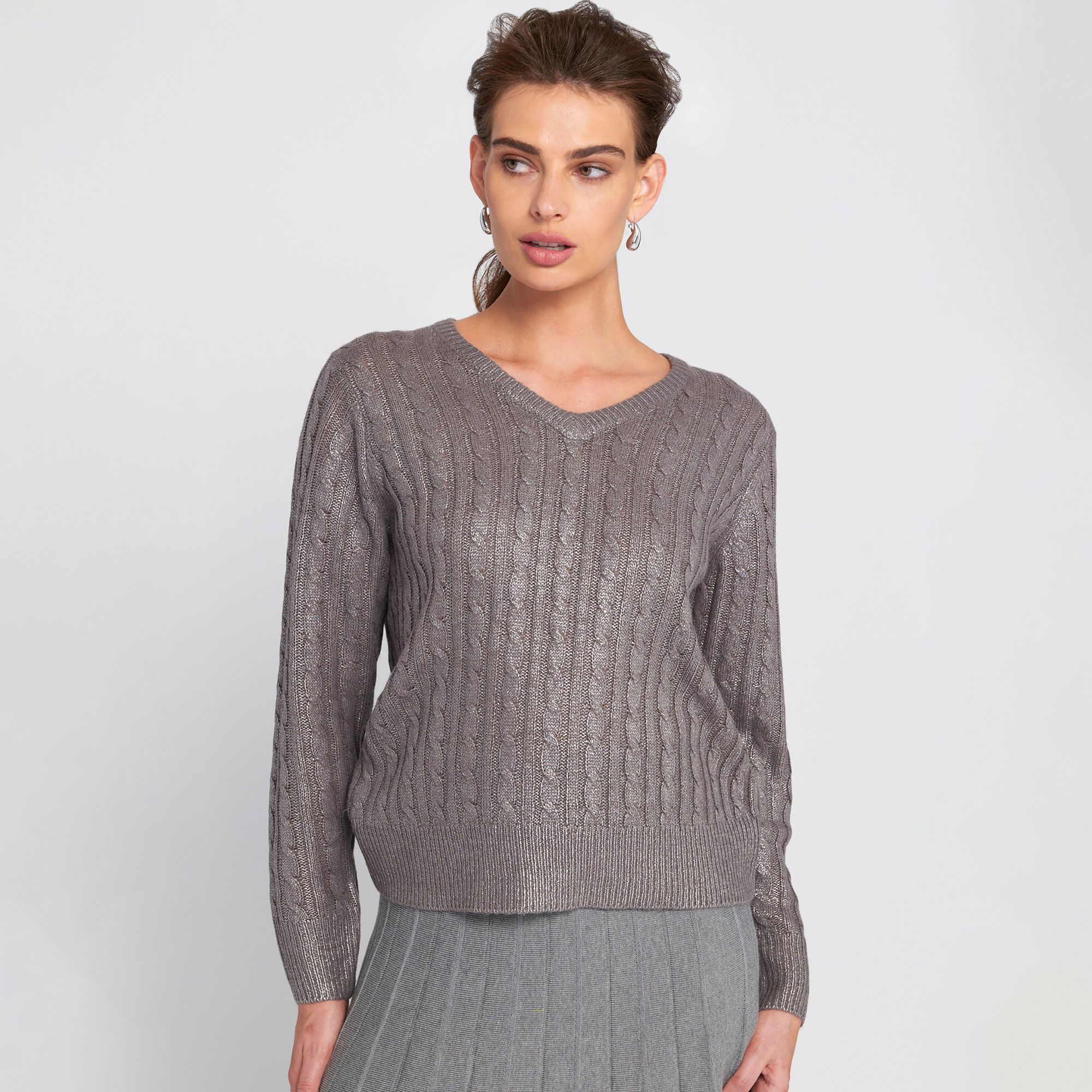 ELLE
Maglione girocollo
a trecce