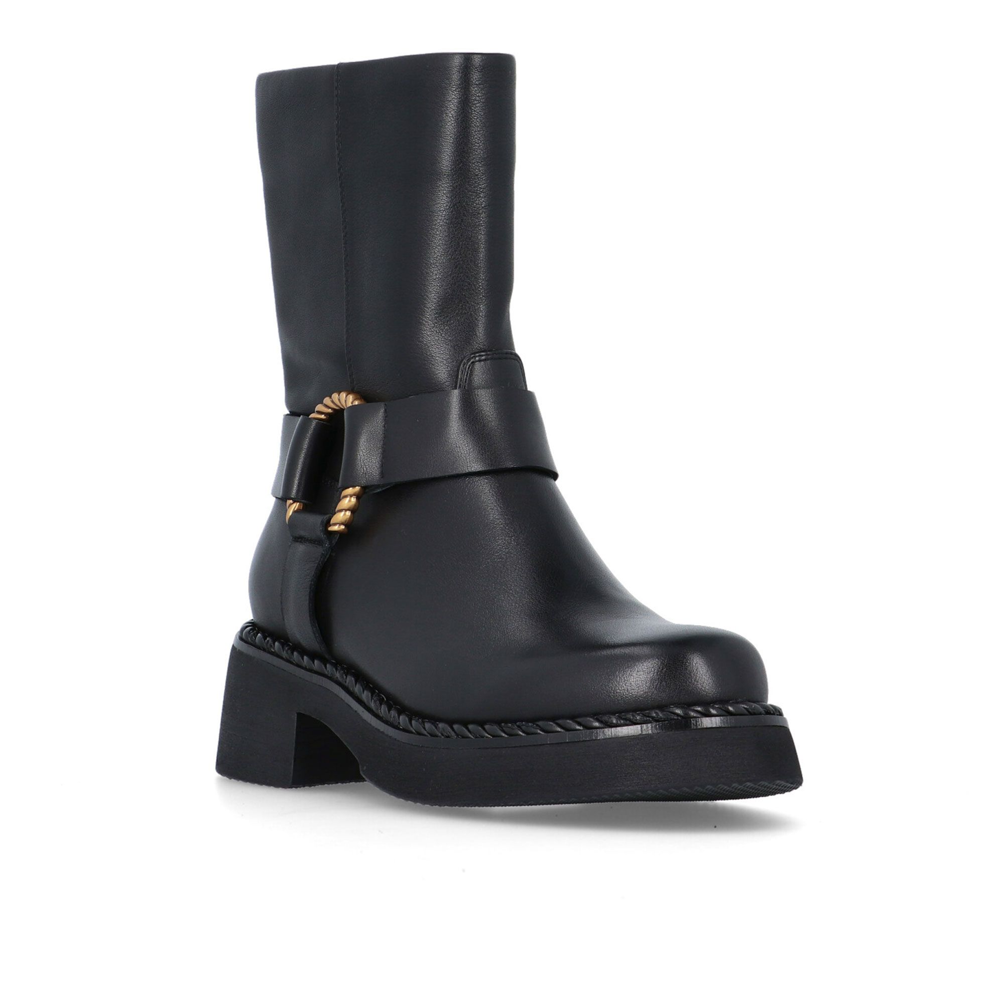 Cris Vergré
Biker in pelle
con fasce decorative
e tacco 5 cm