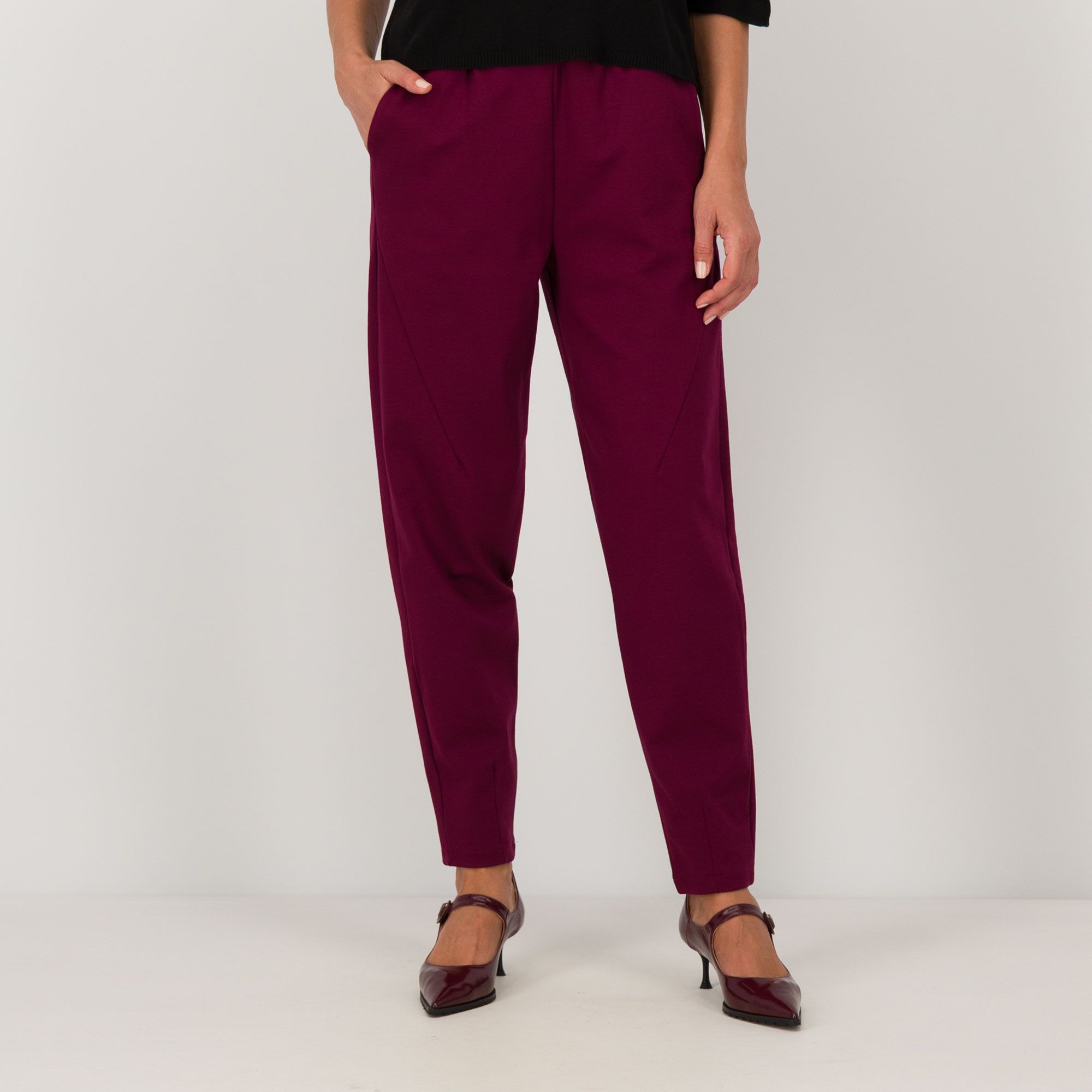 Enjoy
Pantaloni a carota
con elastico