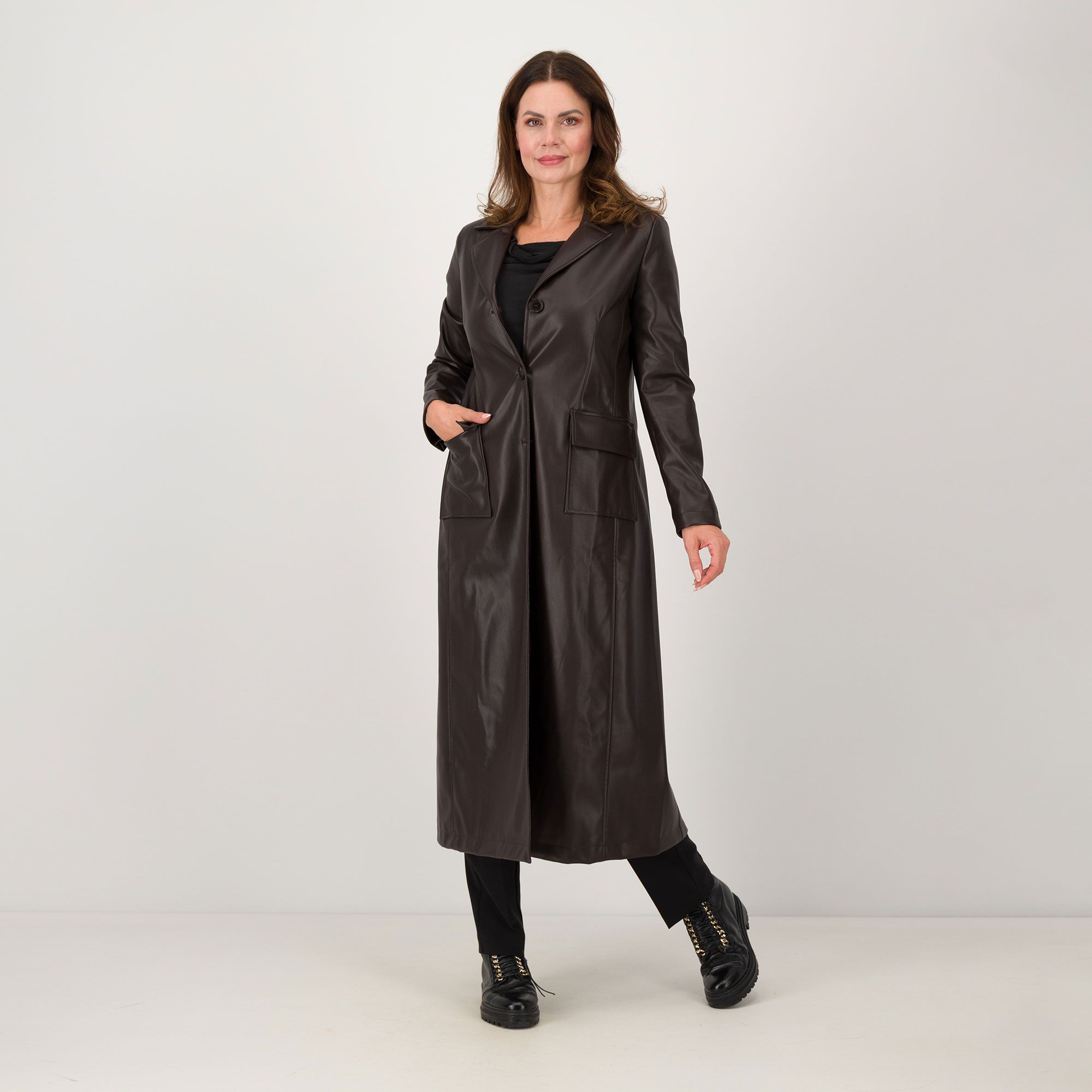Caterina Lancini
Cappotto lungo
in tessuto
spalmato