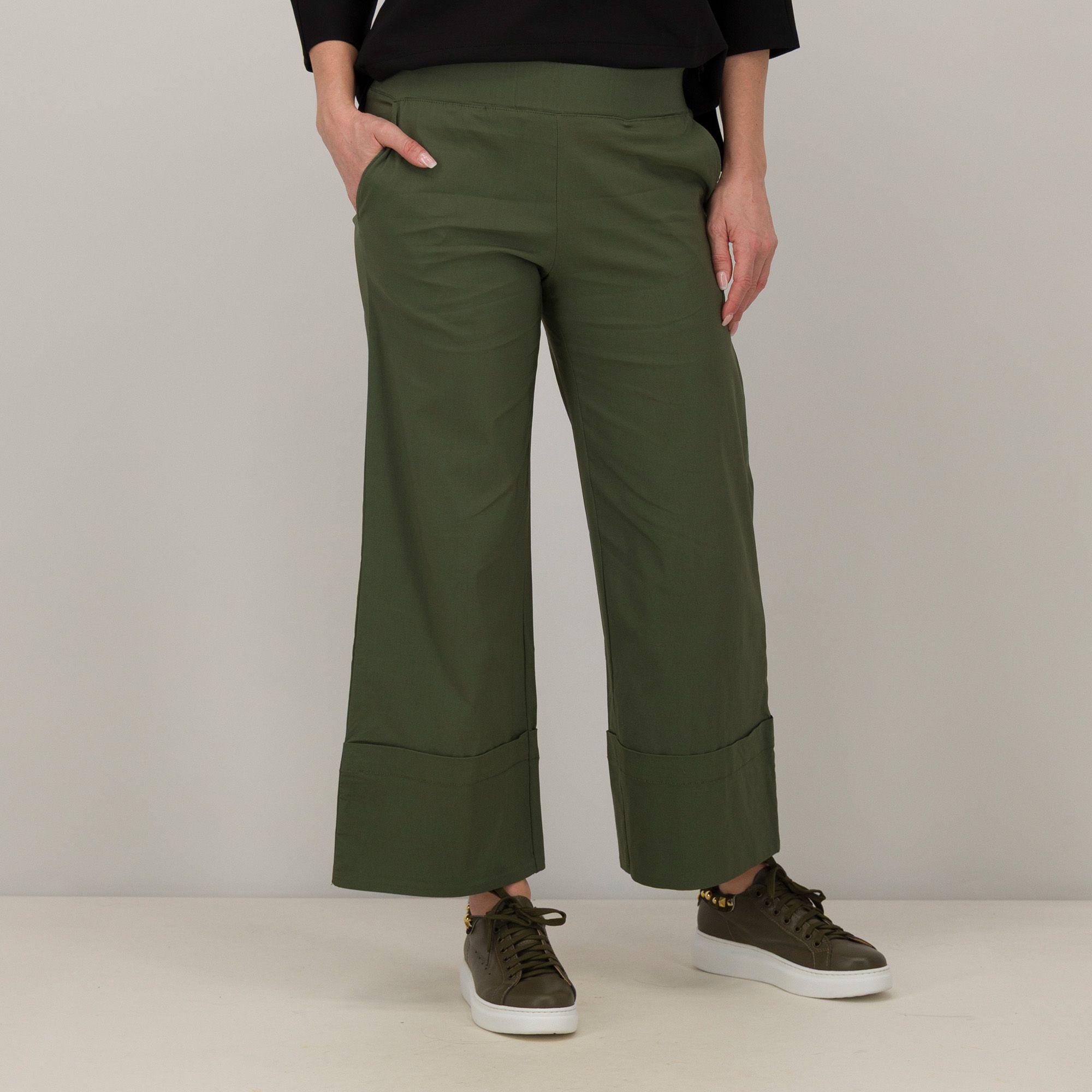 Bianca Della Torre
Pantaloni pull-on a
gamba dritta con
elastico