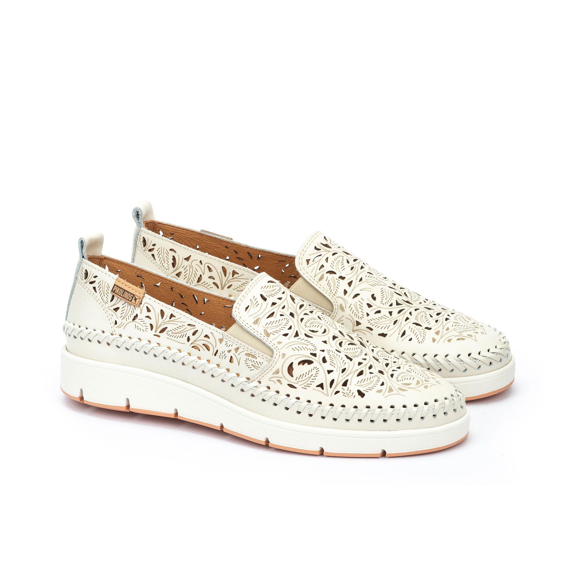 Pikolinos Slip-on in pelle traforata con cuciture suola 3,5cm