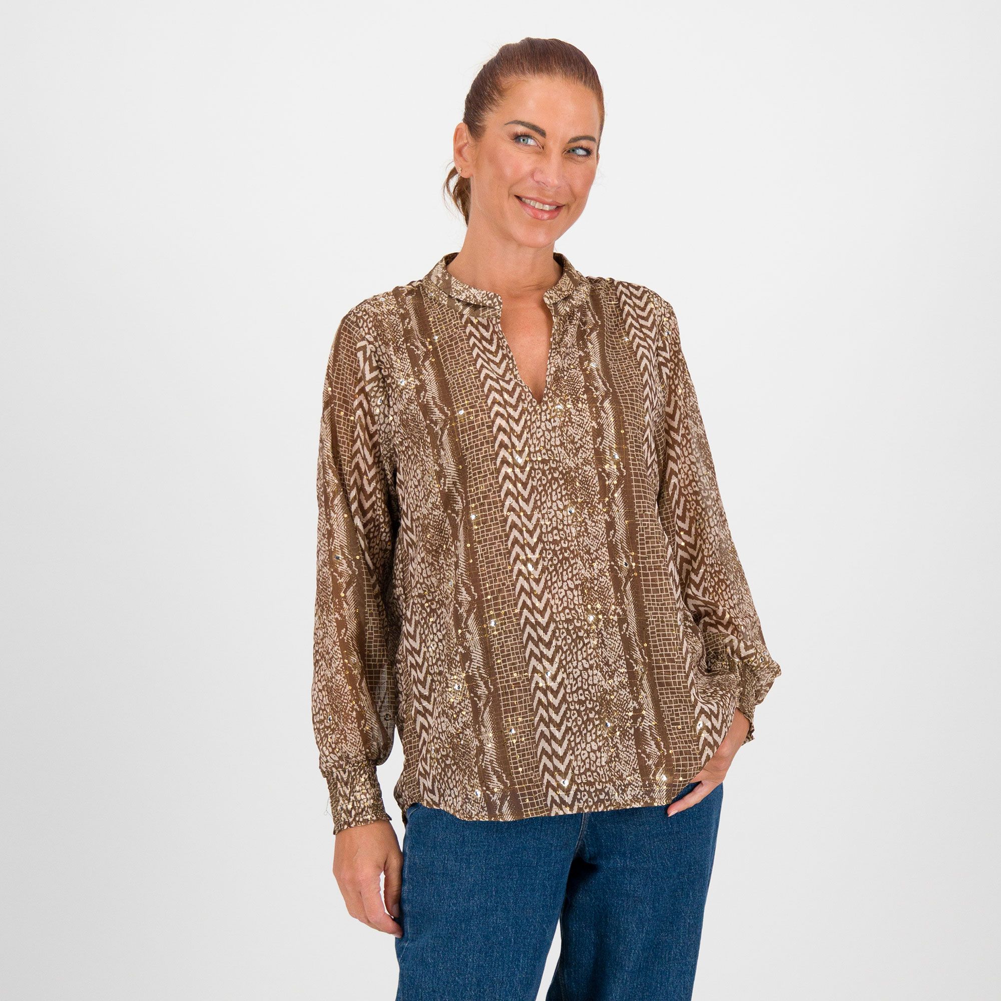 James Lakeland
Blusa fantasia
con scollo a V
a maniche lunghe