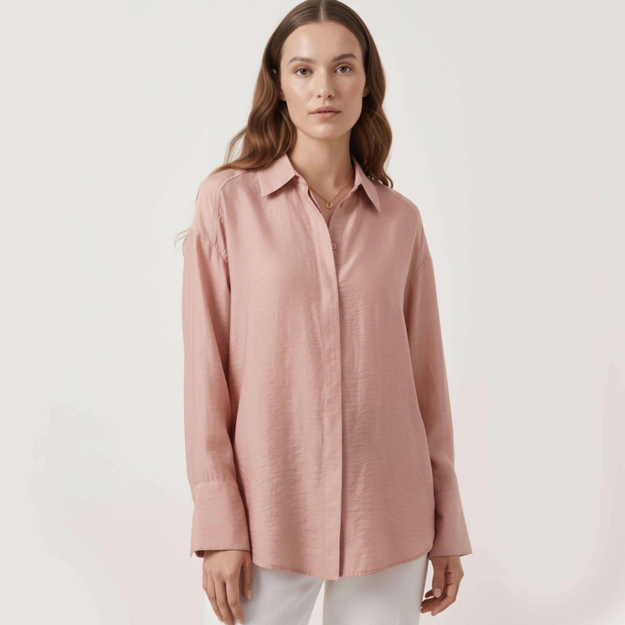 Elle
Camicia over
a maniche lunghe
con lino