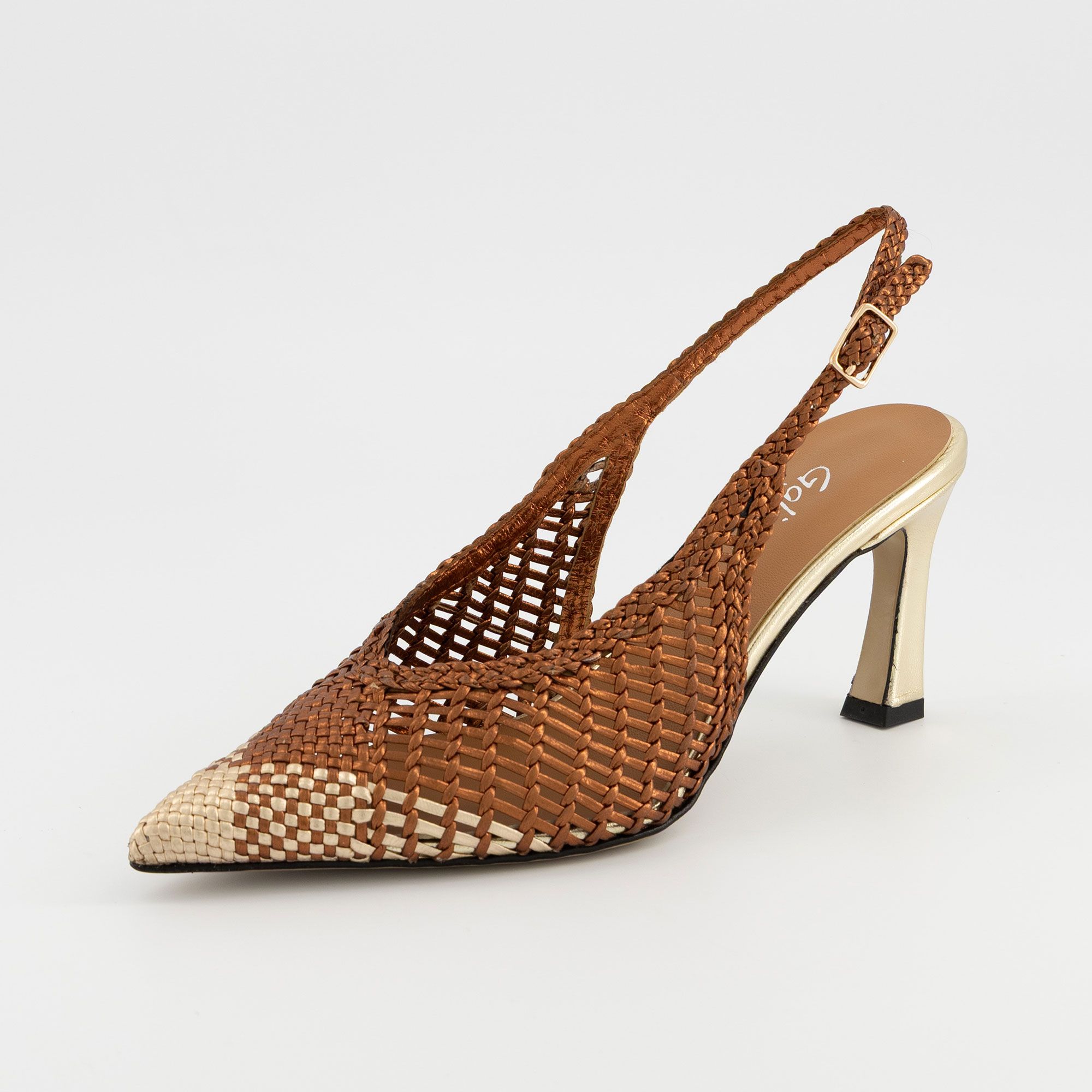 Galieti
Sandali slingback
in pelle intrecciata
con tacco 7,5 cm