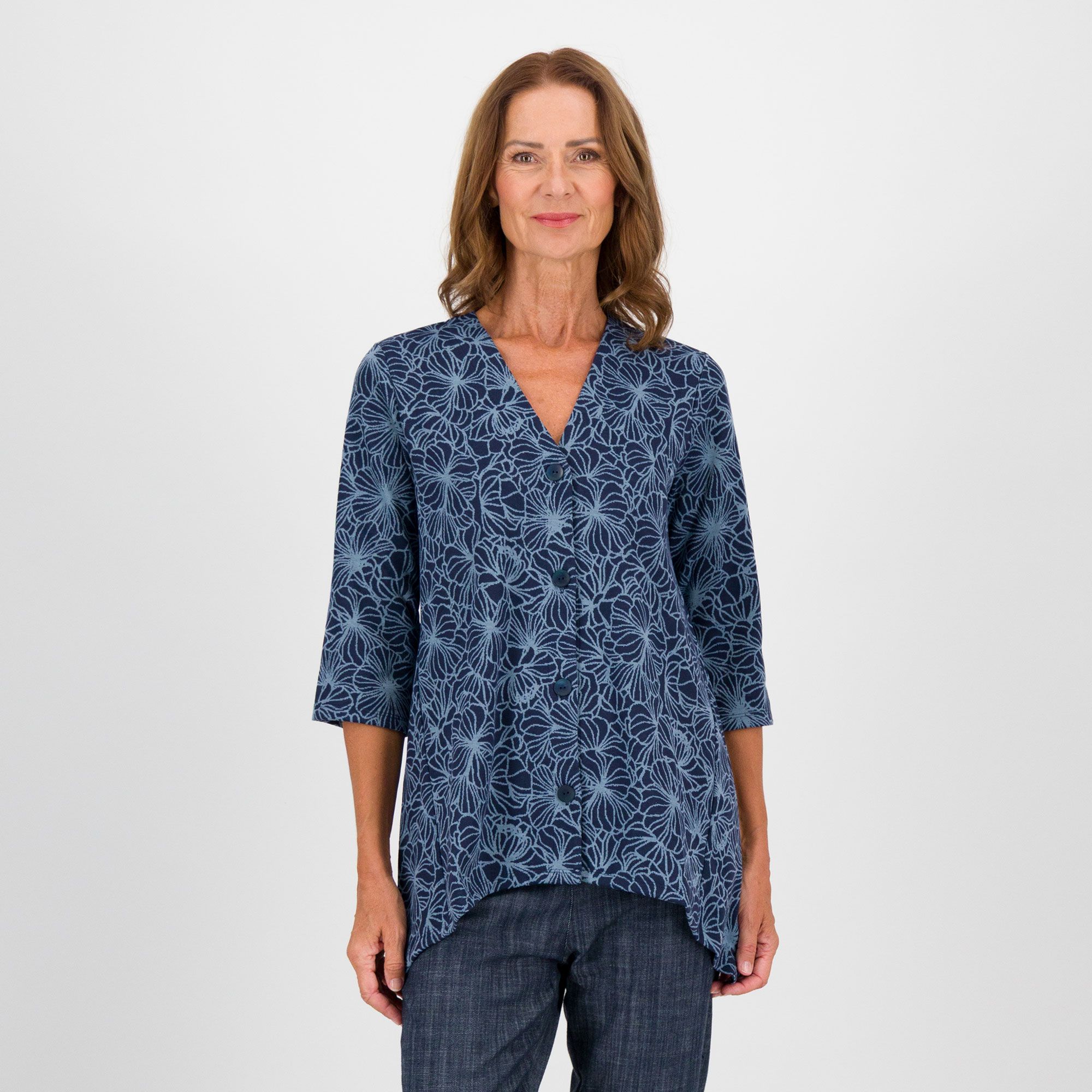 Denim & Co
Cardigan in maglia
jacquard scollo a V
con bottoni