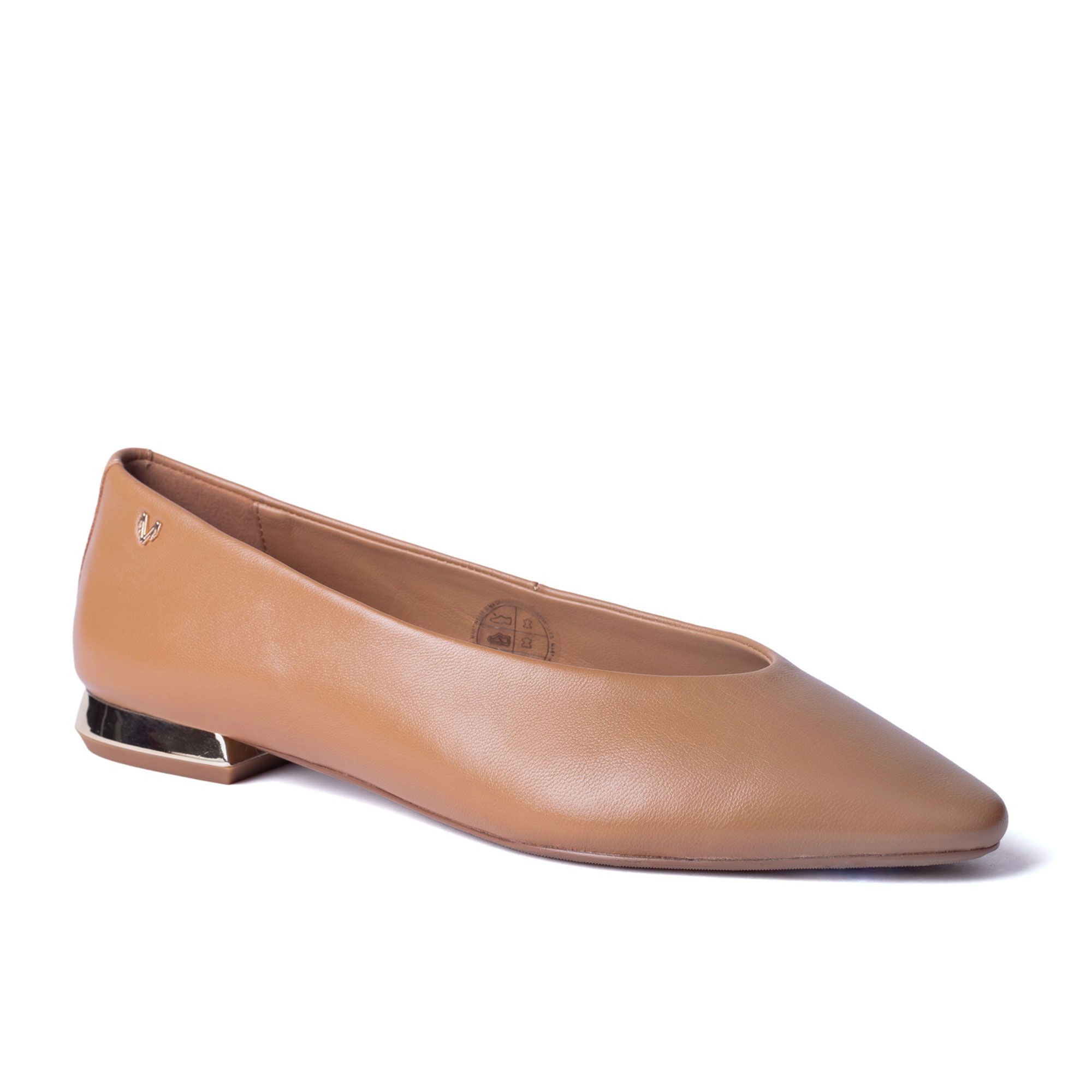 Martinelli
Ballerine sfilate
in pelle
con tacco 1,5 cm