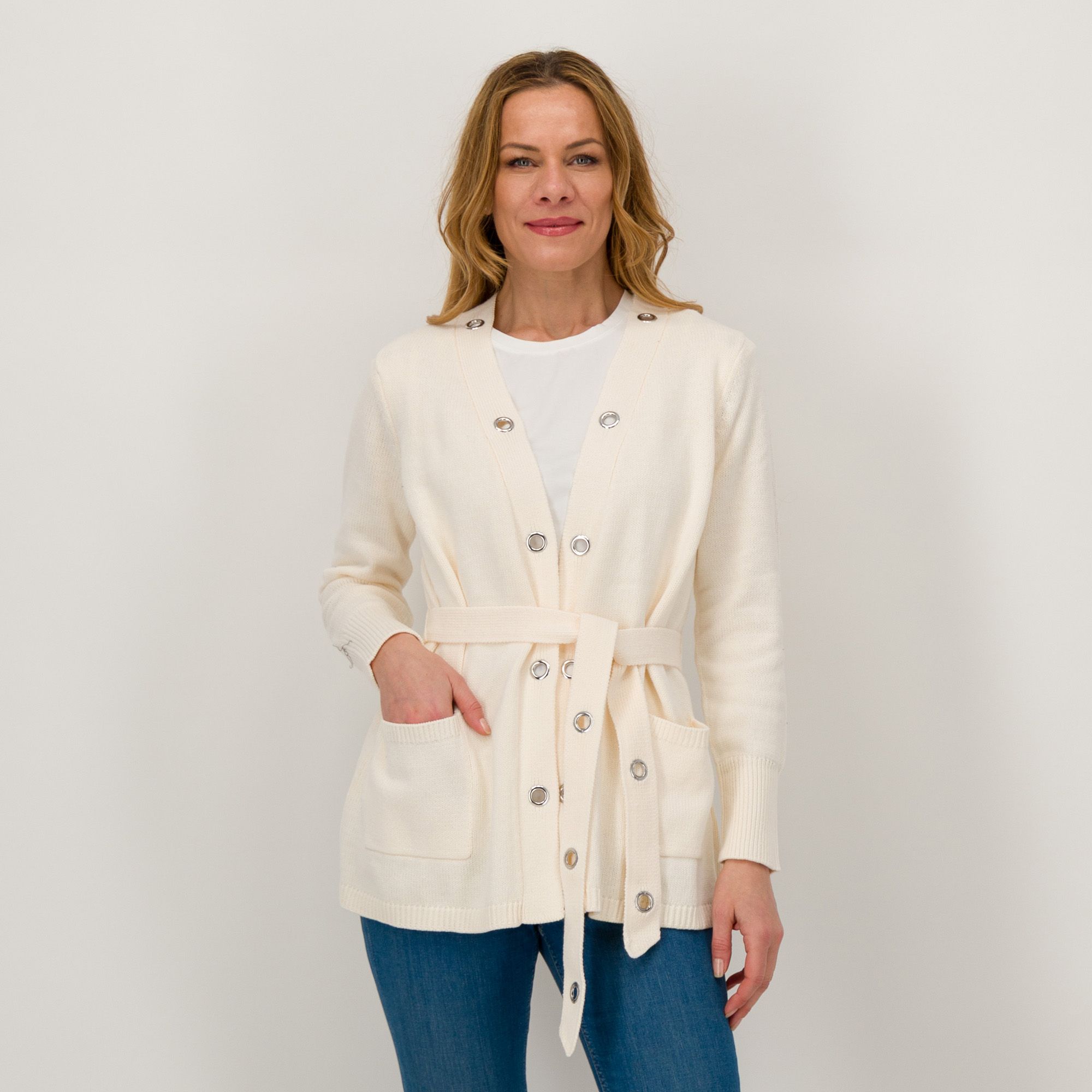 GREY by Jhoan
Sebastian Grey
Cardigan in maglia
tricot con cintura