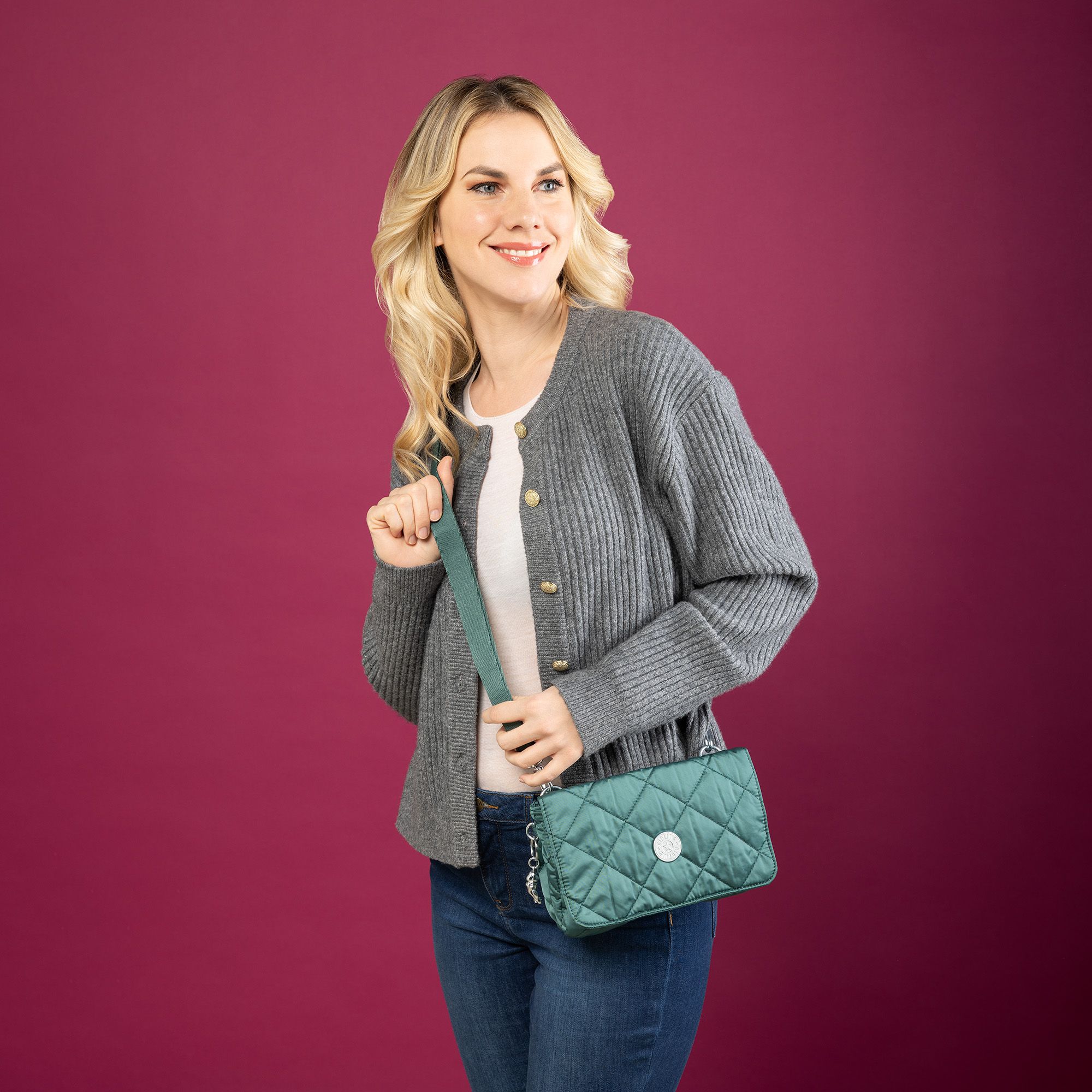 Kipling
Borsa Millah
a tracolla in tessuto
effetto matelassé