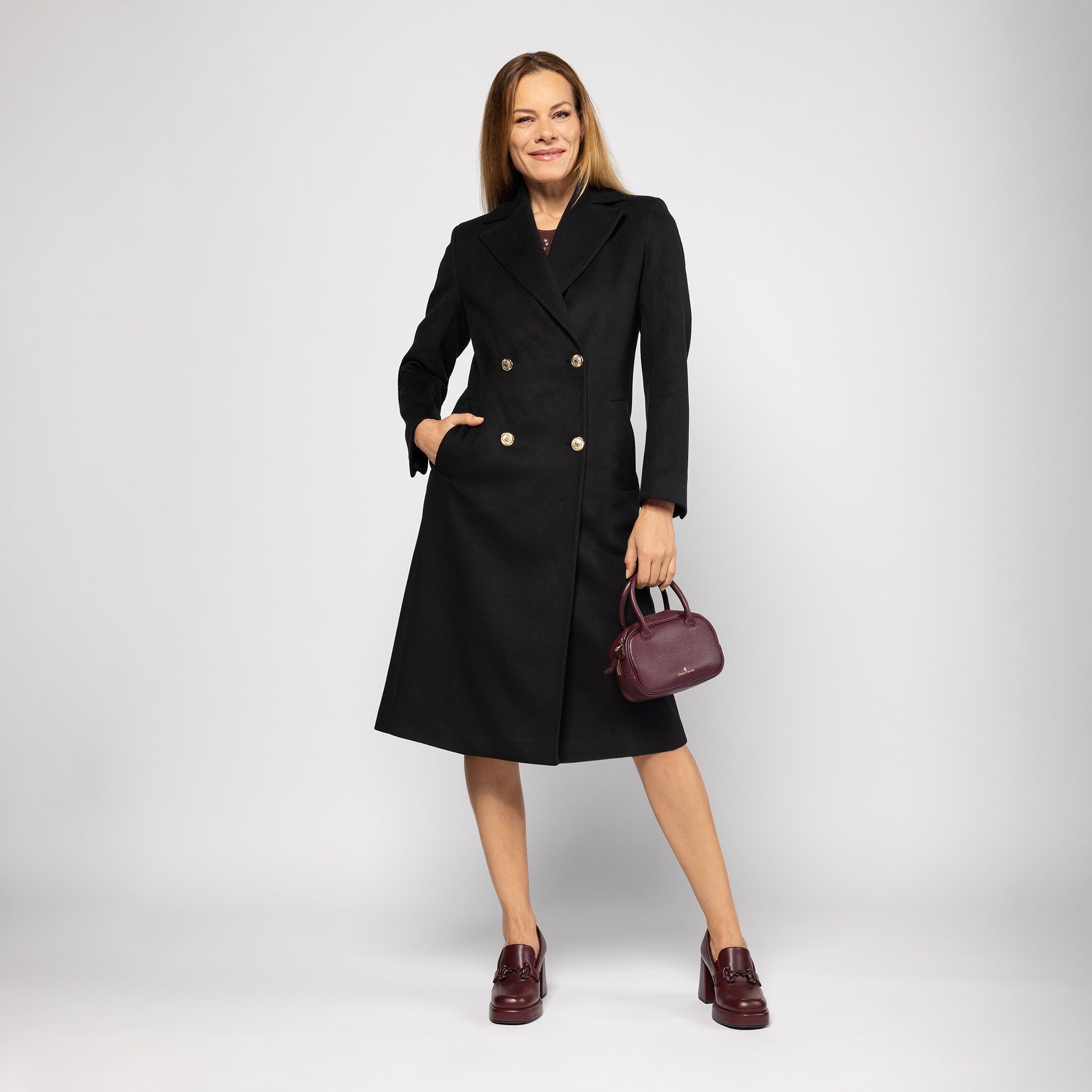 Oltre
Cappotto lungo
doppiopetto