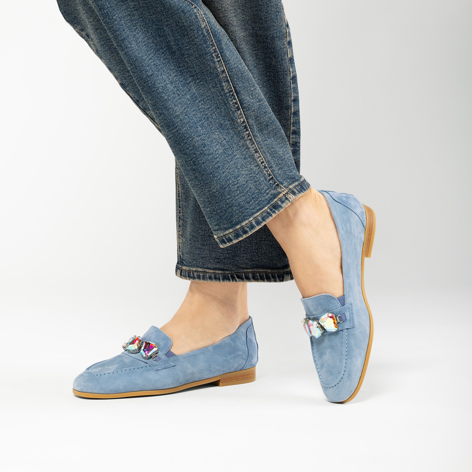 Soffice Sogno
Mocassini in pelle
con accessorio
gioello e tacco 2 cm