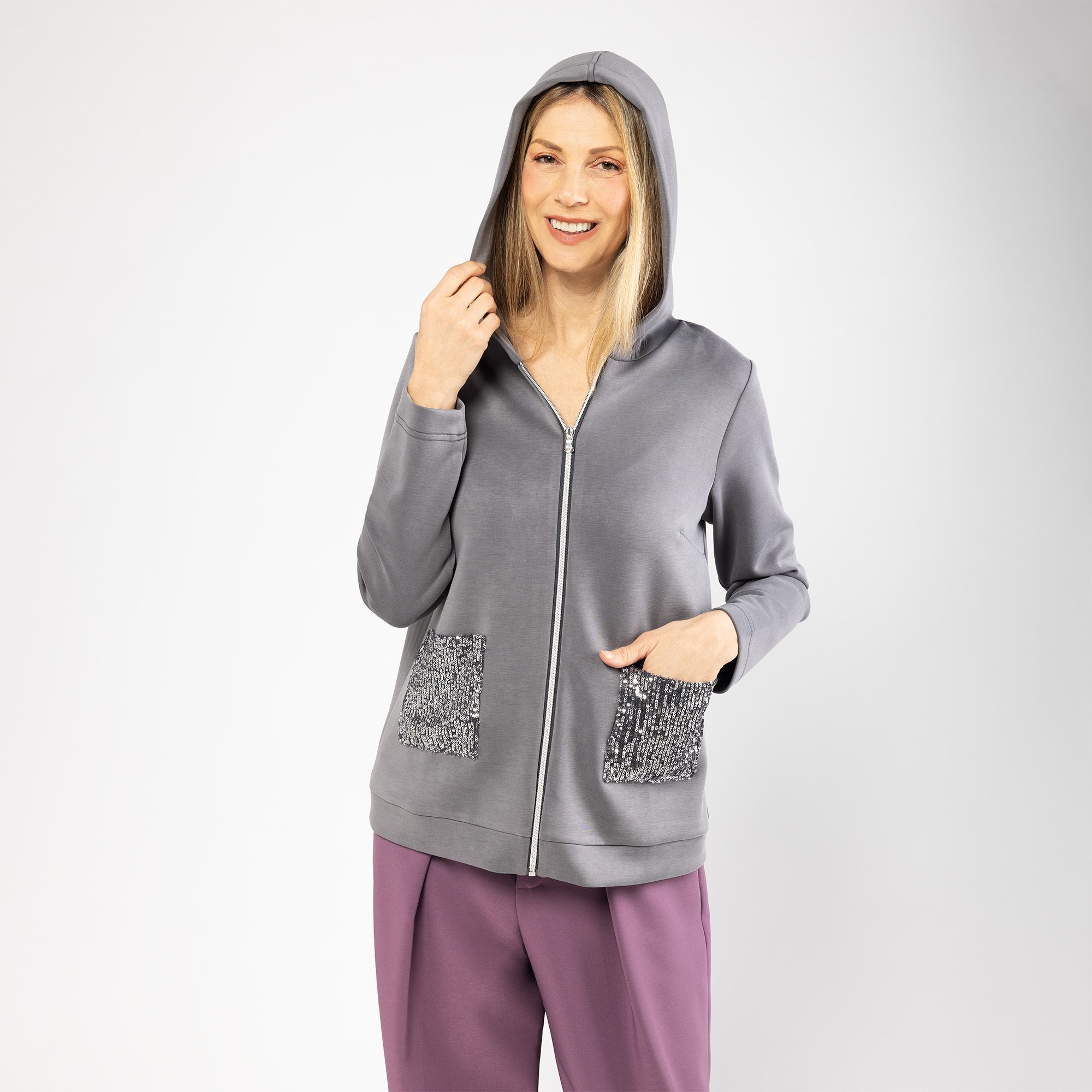 Caterina Lancini
Felpa con
cappuccio e
tasche paillettes