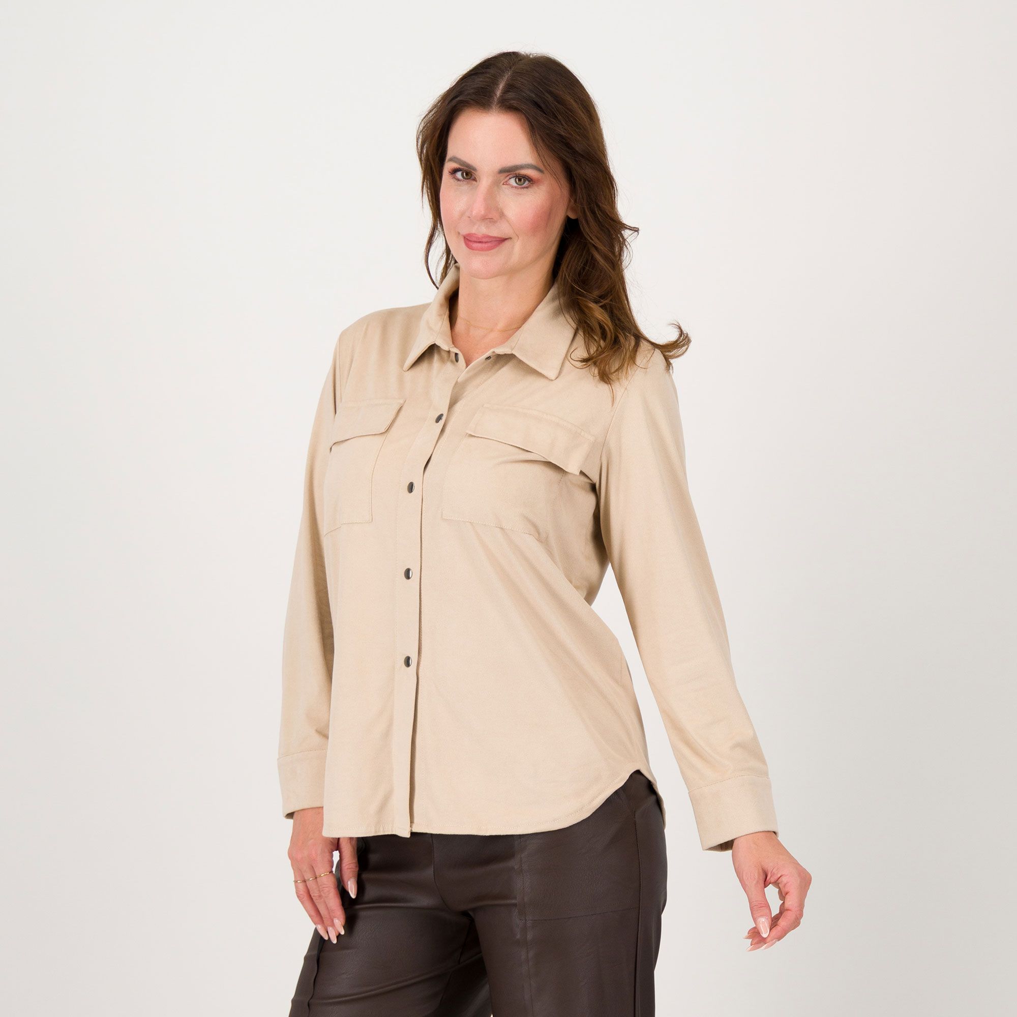 Bianca Della Torre
Camicia effetto
scamosciato
a manica lunga