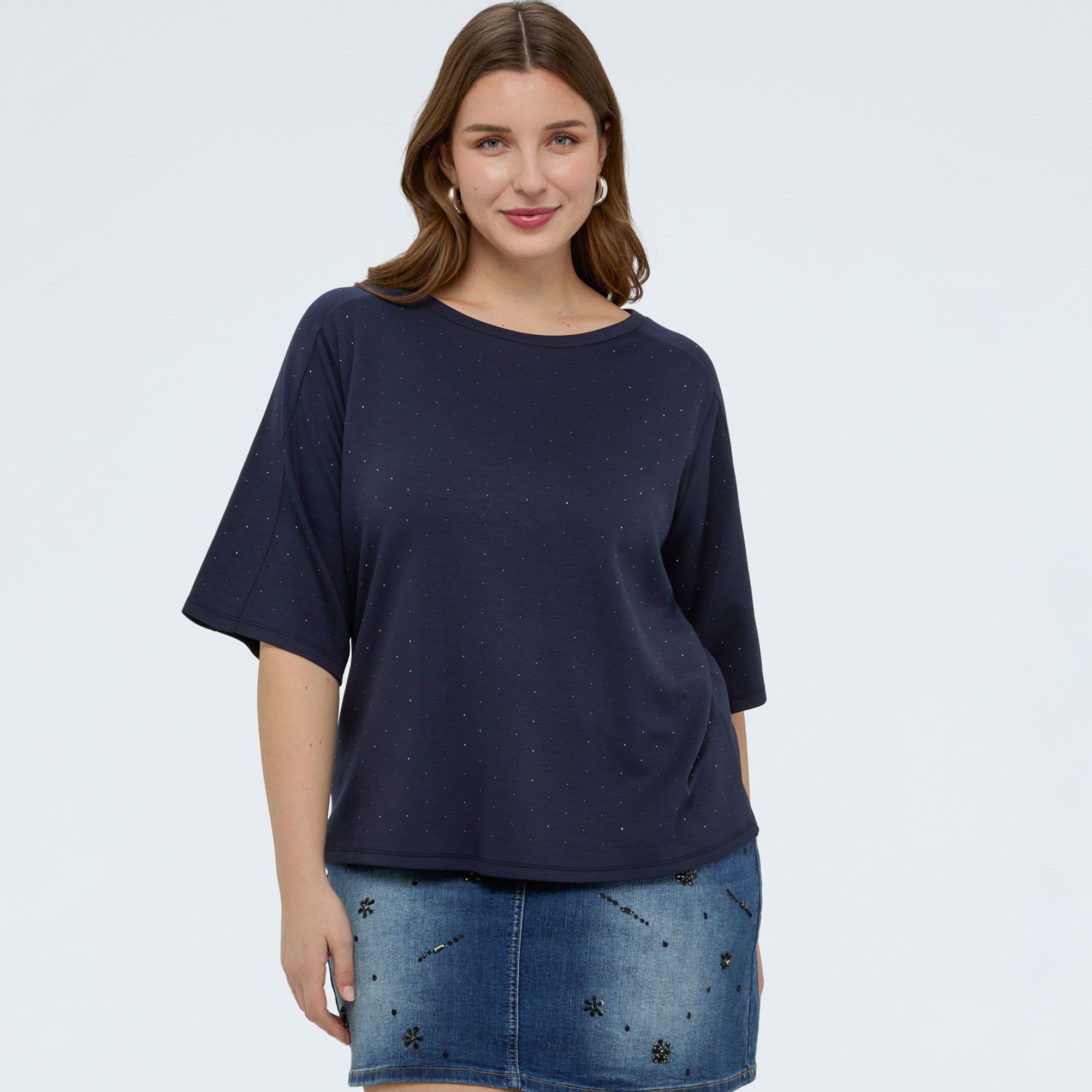 Fiorella Rubino
Felpa con maniche 3/4
e applicazioni strass