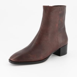 Cris Vergré
Stivaletti in pelle
con zip laterale
e tacco 4,5 cm