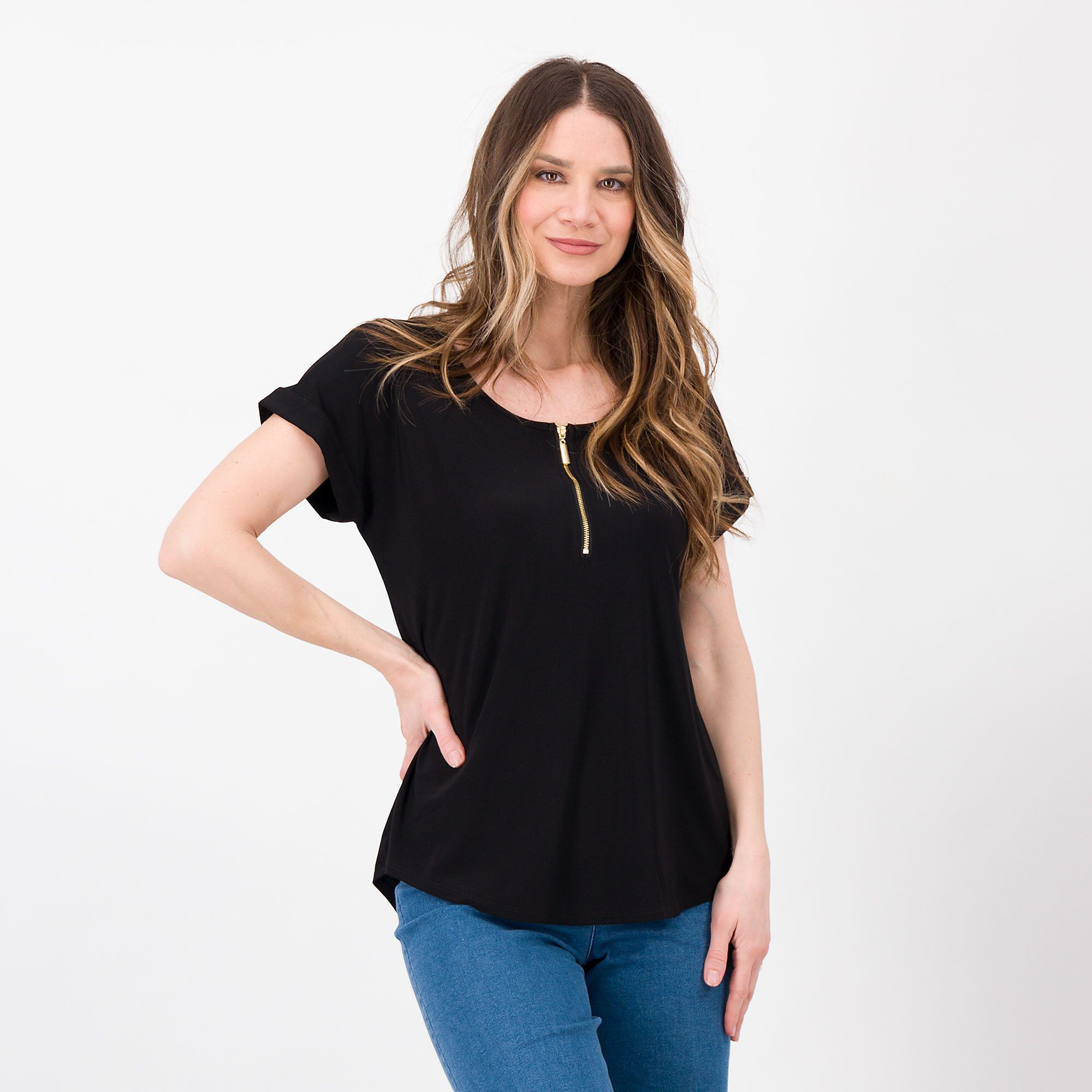 Image of Nina Leonard T-shirt con manica corta e scollo con zip061