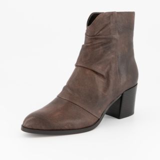 Cris Vergré
Stivaletti in pelle
con spacchetto e
tacco 6,5 cm
