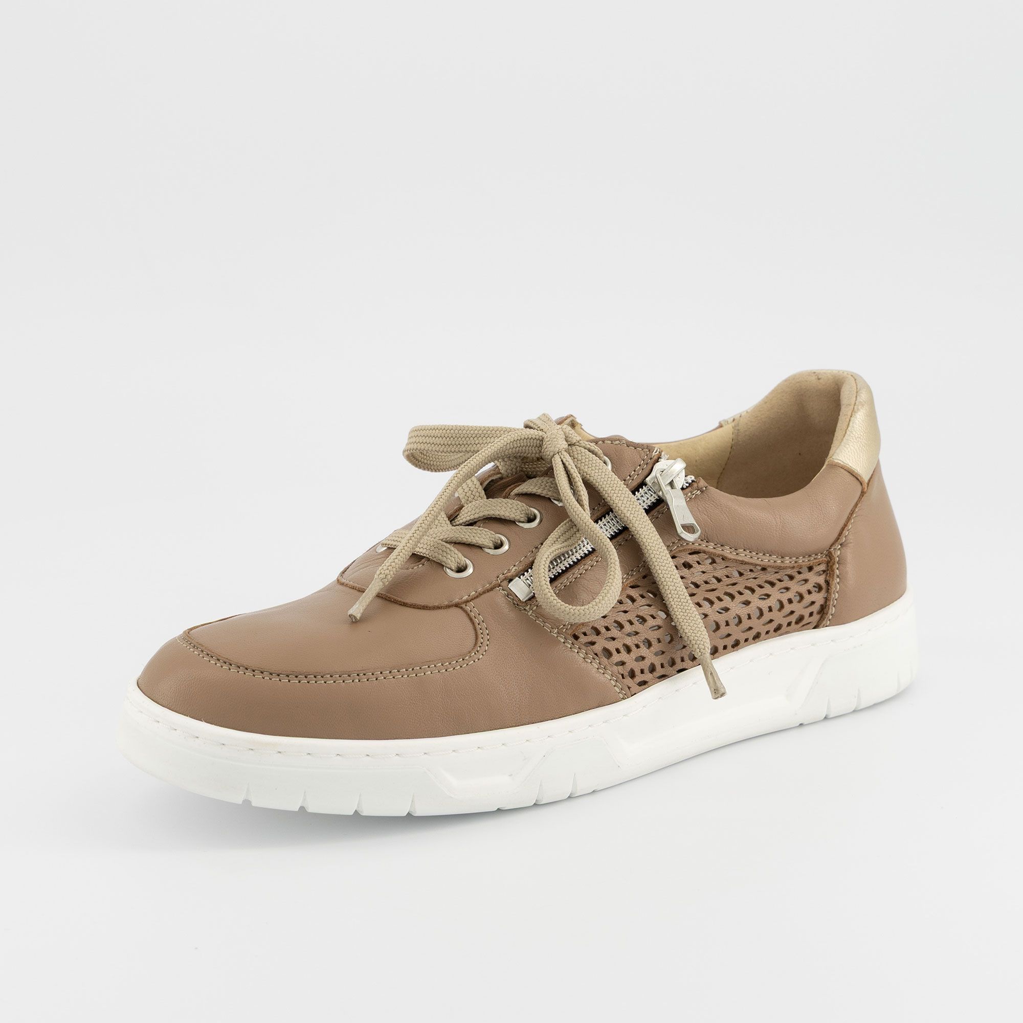 Vitaform
Sneaker in pelle con
inserto metallizato e
suola 3,5 cm