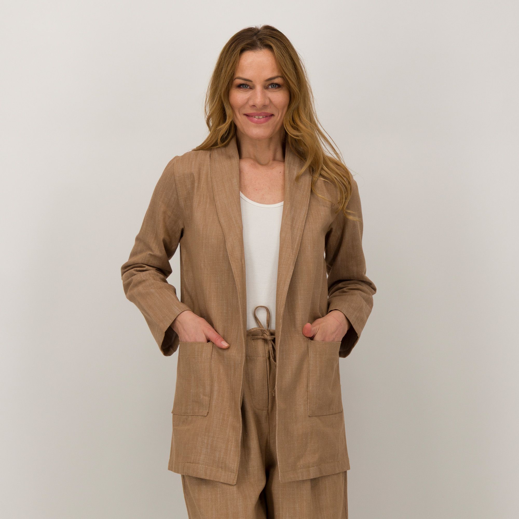 Palazzo Moda
Blazer in cotone
con
scollo rever