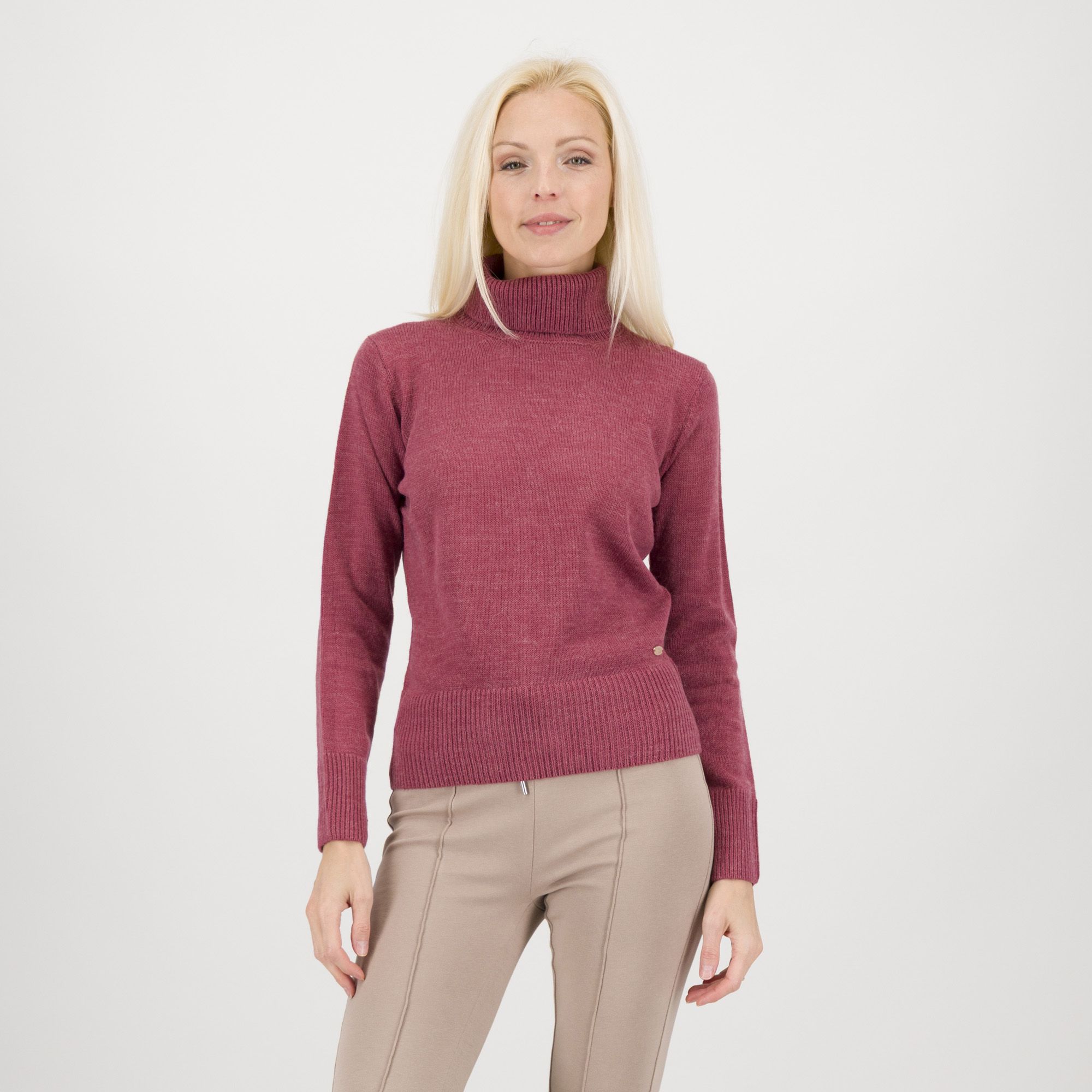 No Limits
Maglione a collo alto
con lana