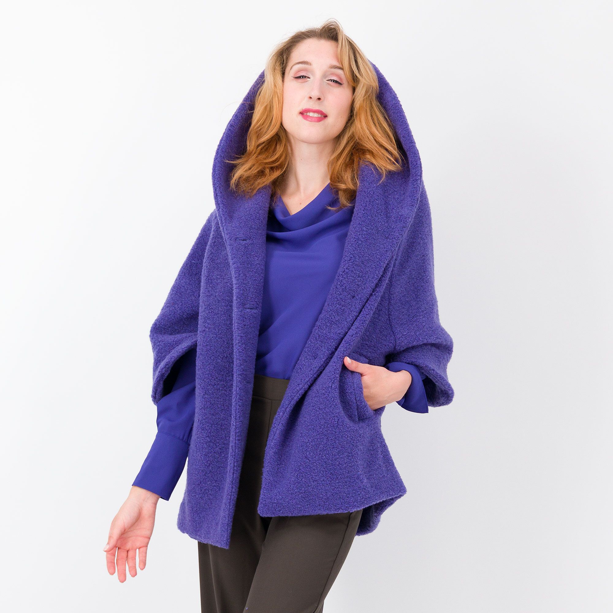 Image of Caterina Lancini Cappotto in velour con manica 3/4061