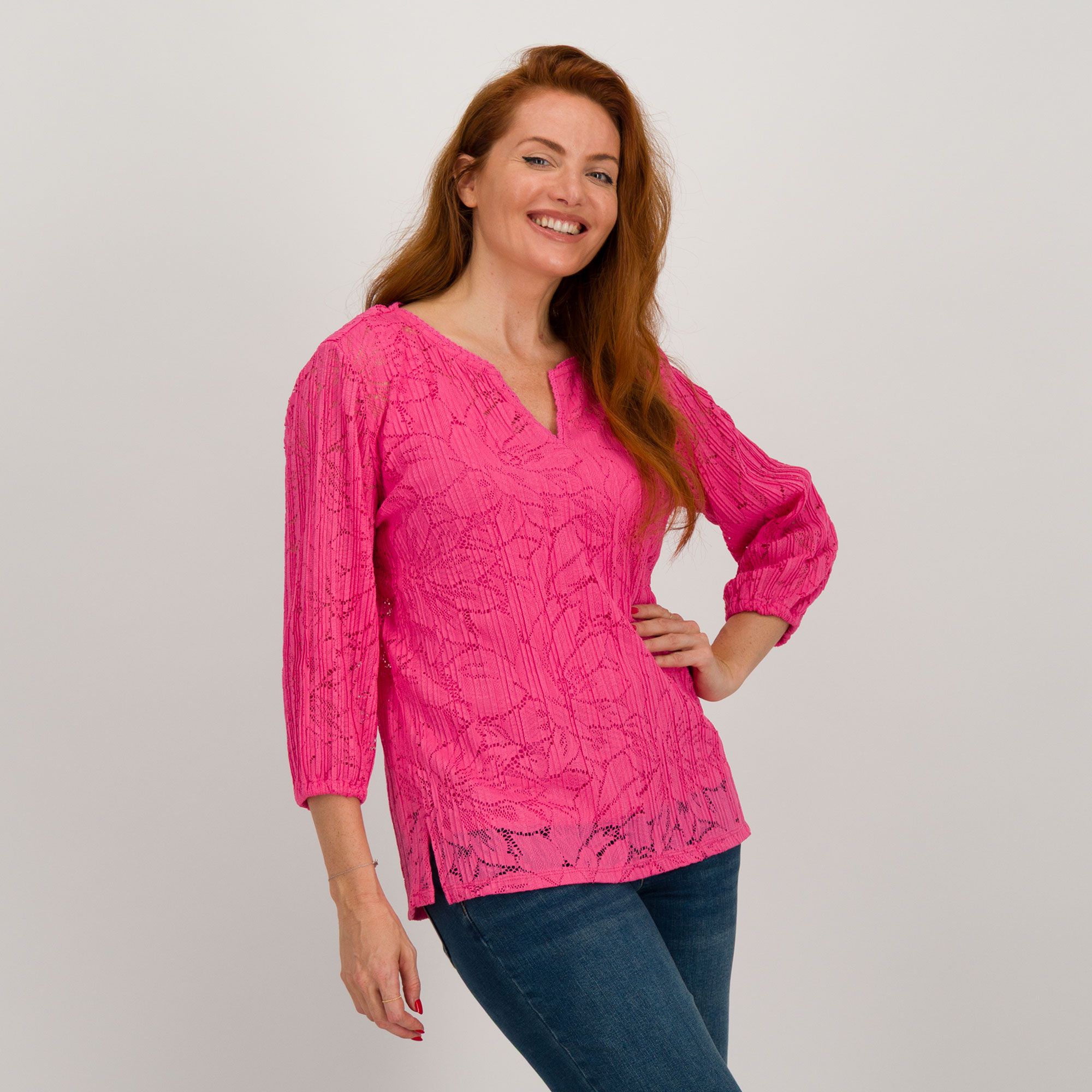 Isaac Mizrahi Live!
Blusa in pizzo
con scollo a V