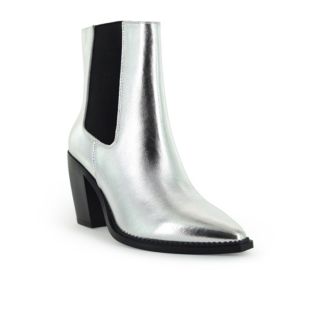 ELLE
Stivaletti Chelsea
a punta in pelle
con tacco 9cm
