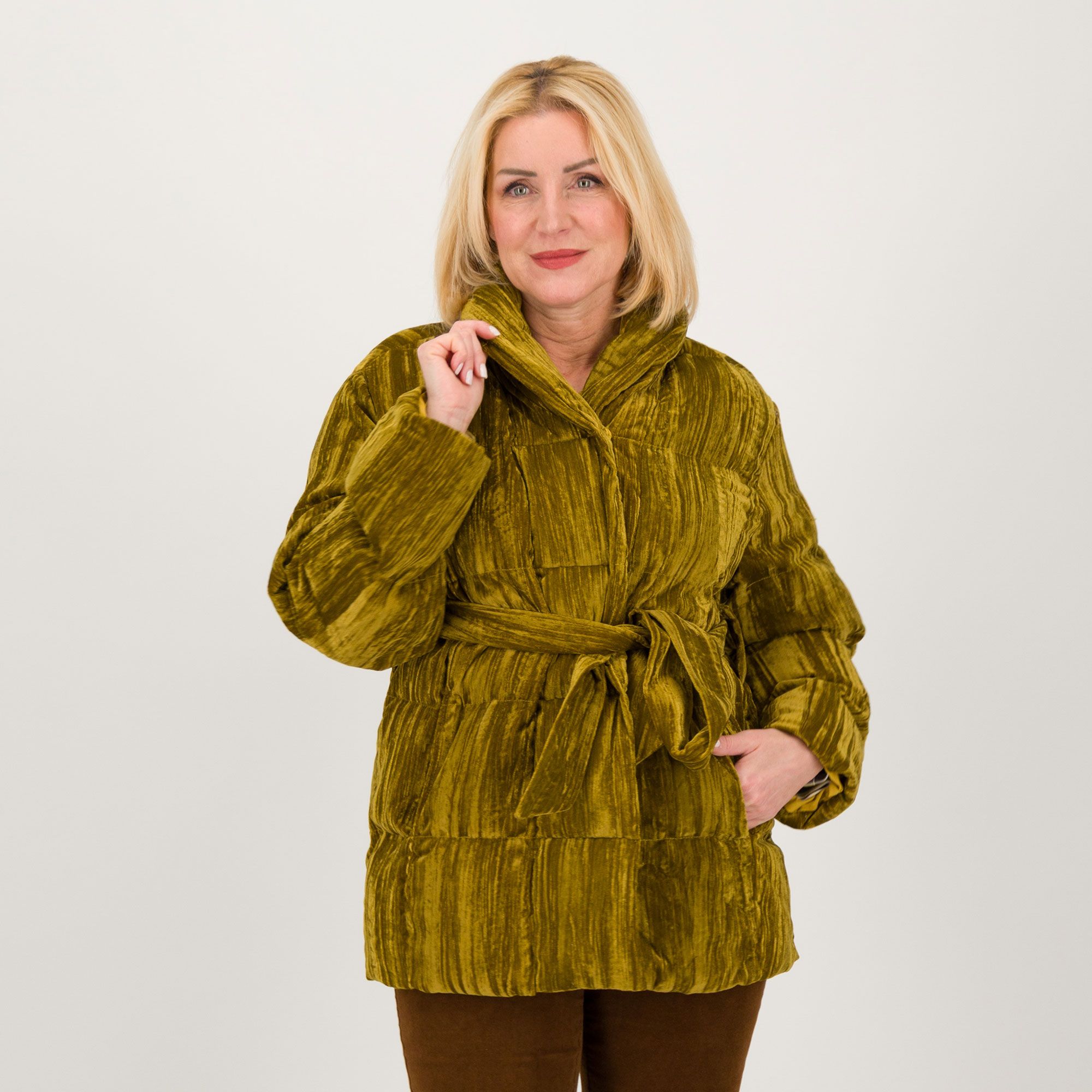 Wynne Layers
Giacca imbottita
in velluto effetto
striato