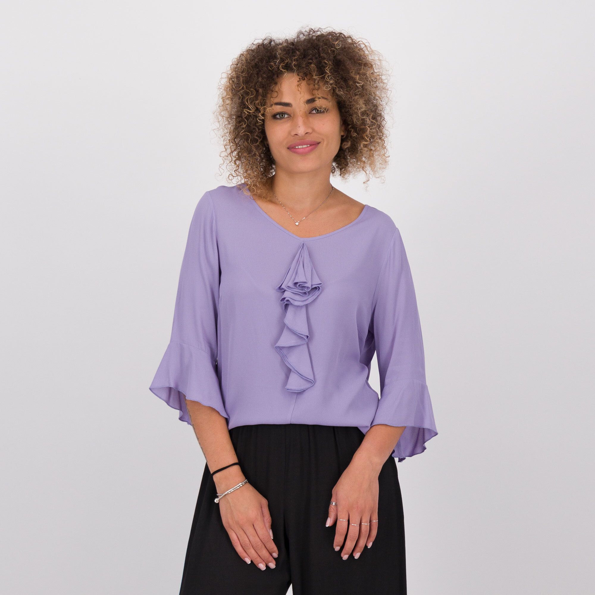 Image of Caterina Lancini Blusa in crêpe de chine di viscosa con volants061