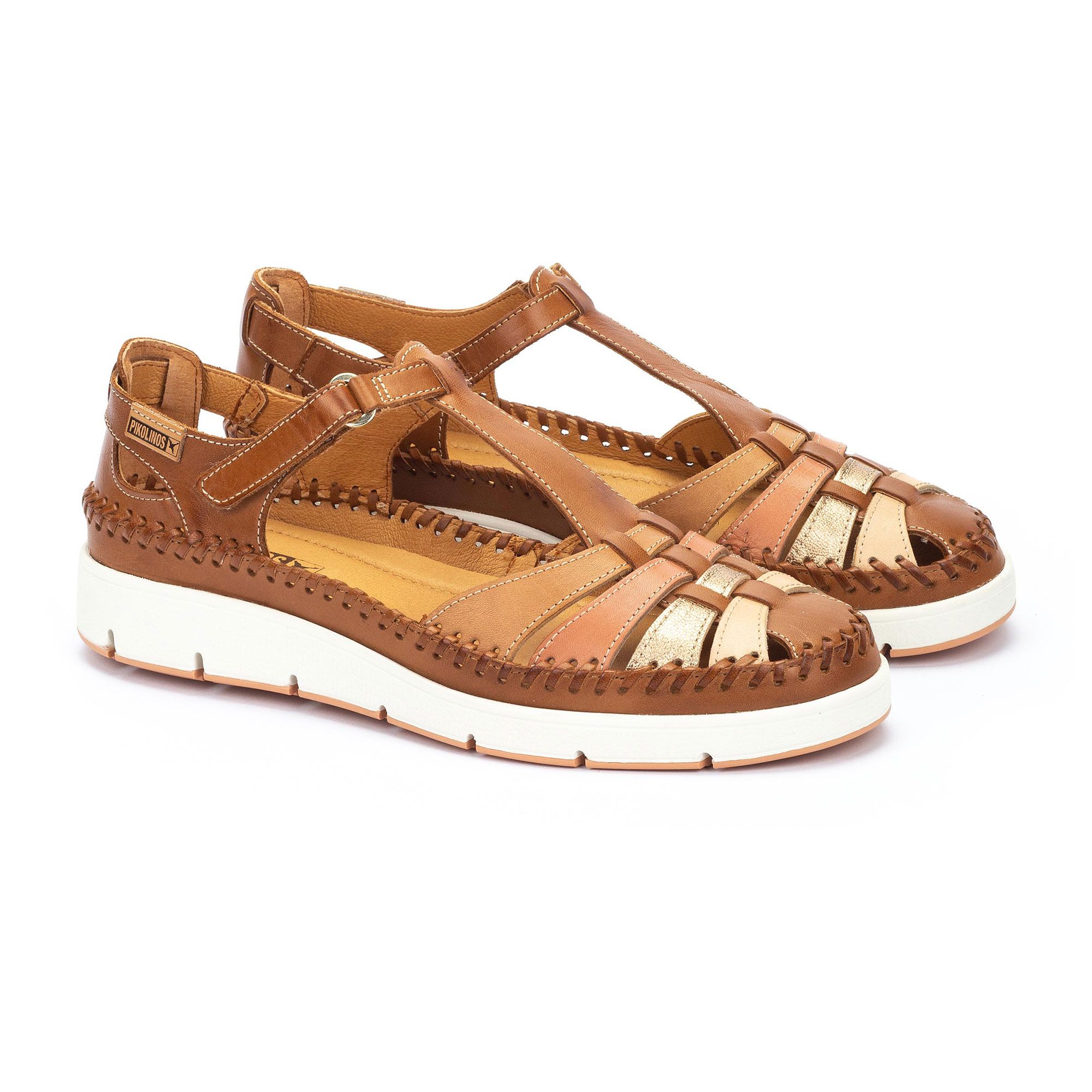 Pikolinos
Sandali a T
in pelle con
zeppa 3,5 cm