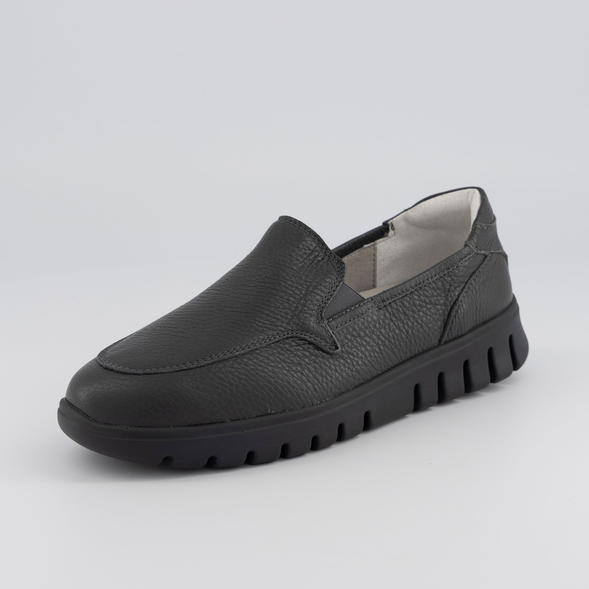 Vitaform
Mocassini in pelle
con inserti elastici
e suola 3,5 cm