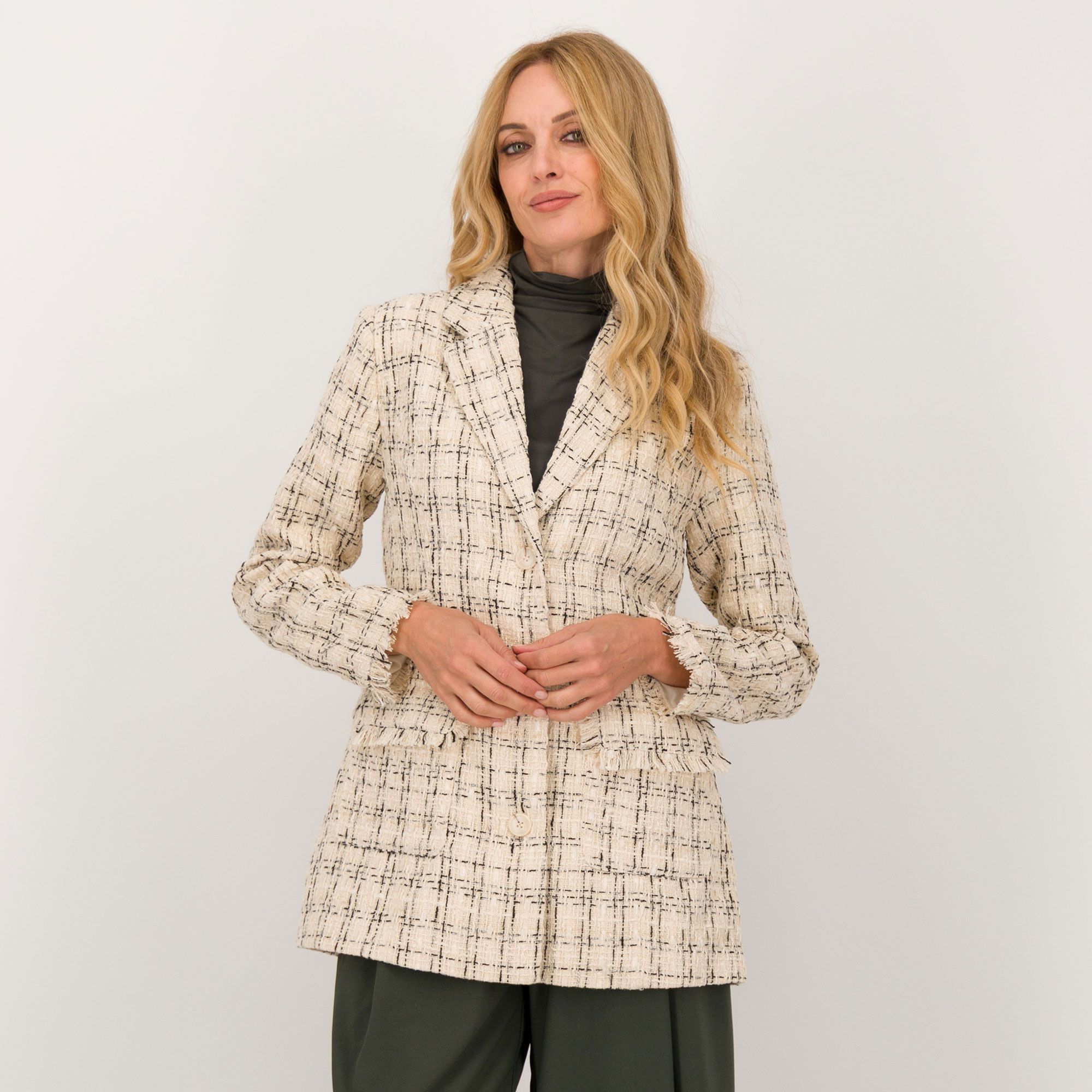 Wynne Layers
Giacca in tweed
con scollo revers
a maniche lunghe