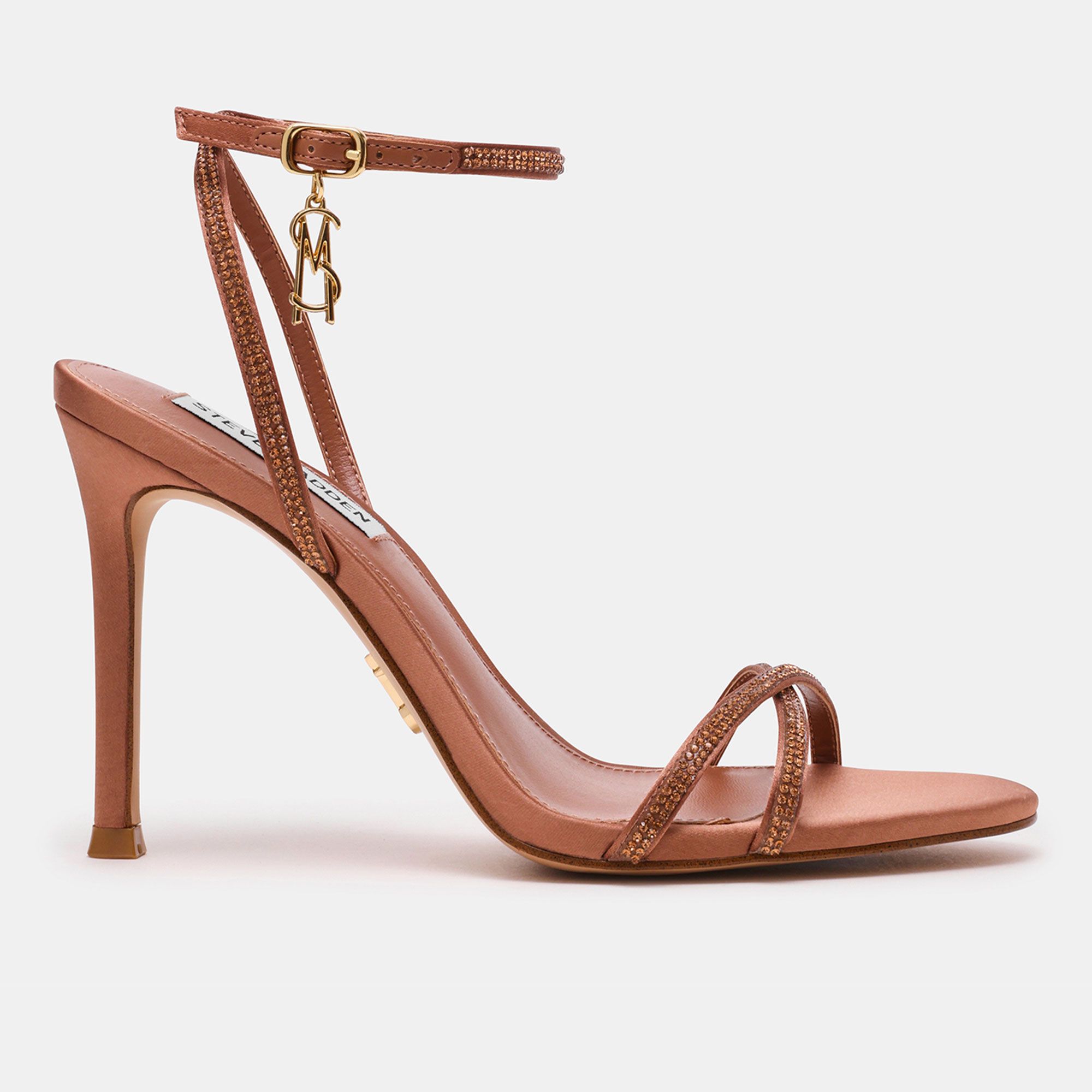 Steve Madden
Sandali con tomaia e
2 fascette incrociate
e tacco 10 cm