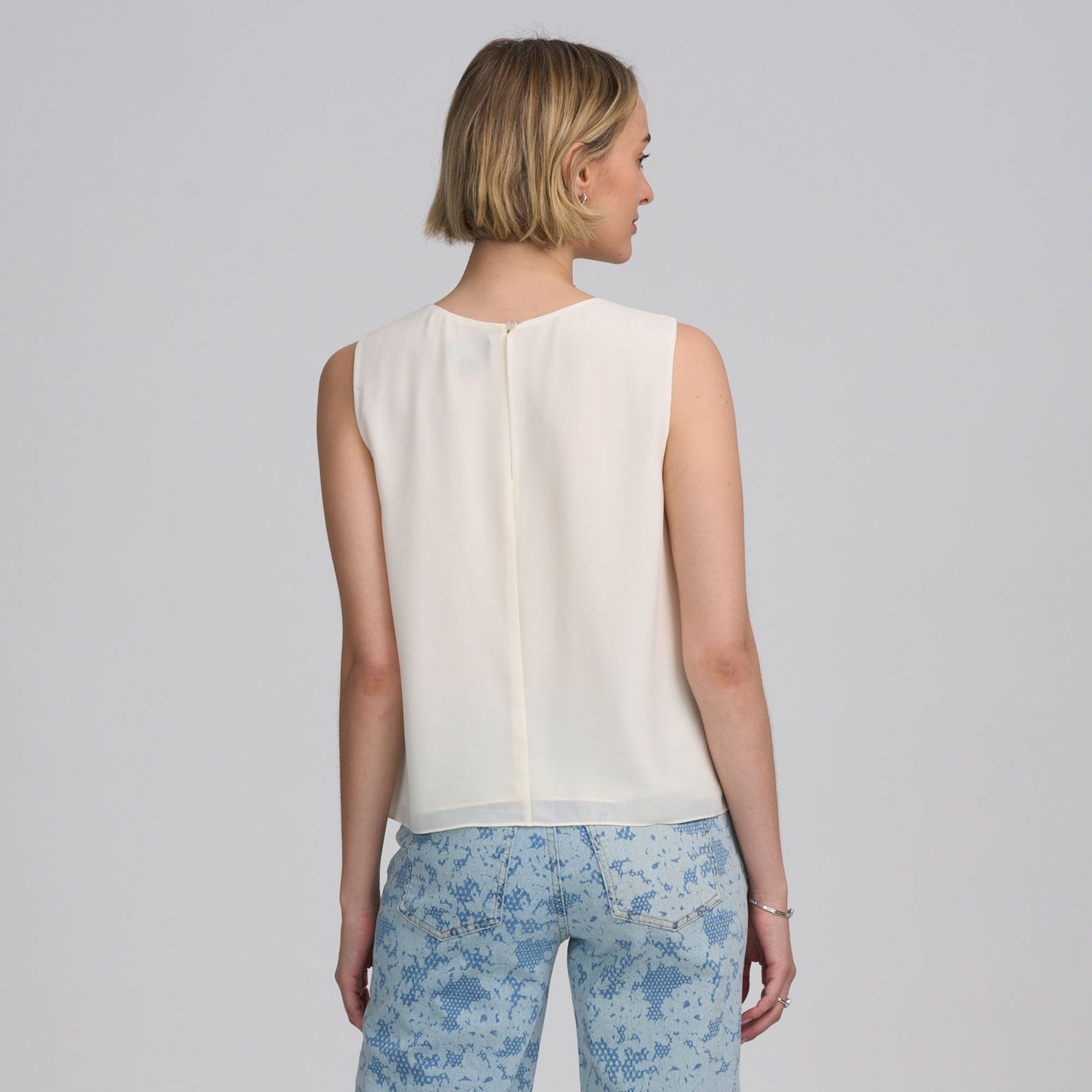 ELLE Top smanicato in georgette