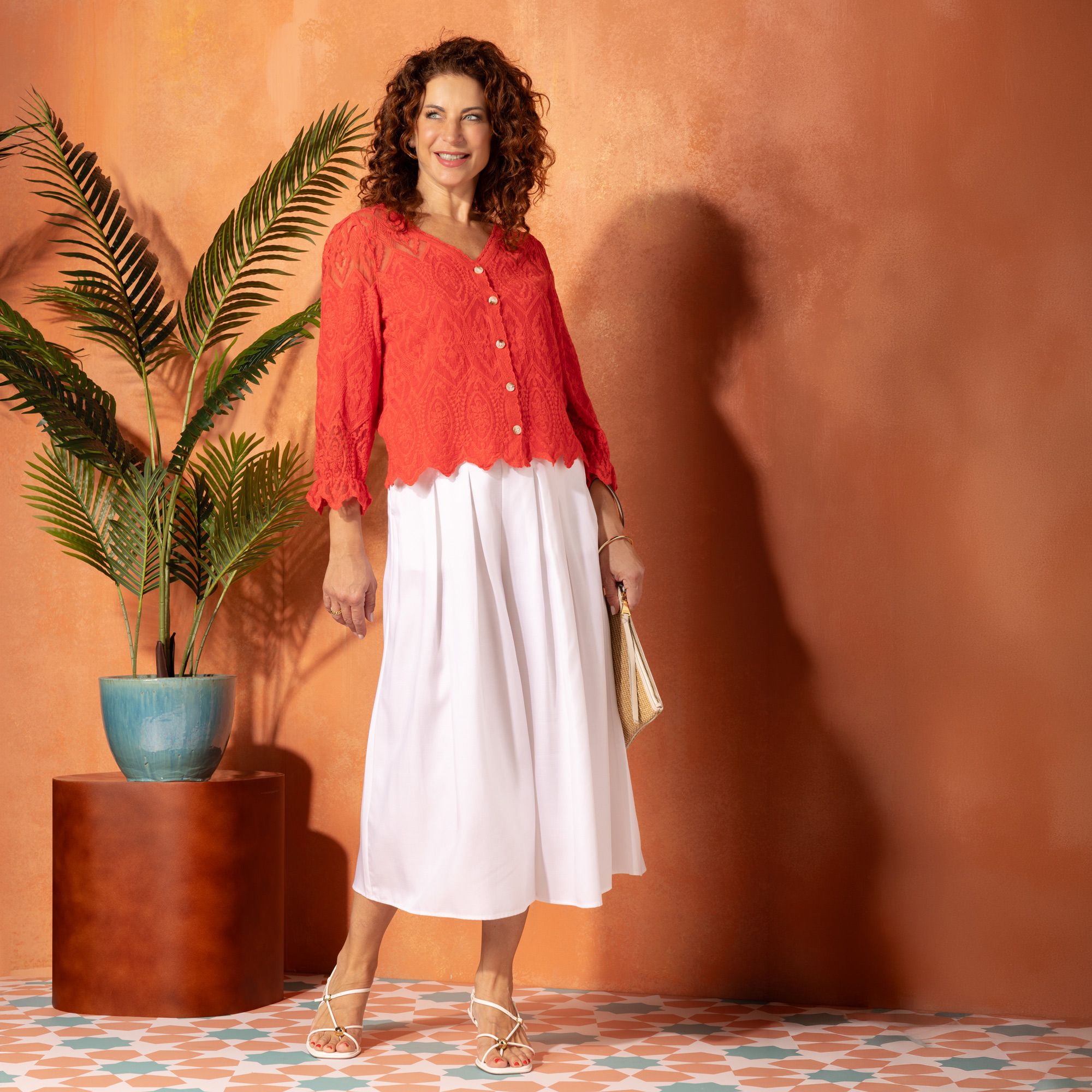 Apricot
Top in pizzo
in misto cotone
e viscosa