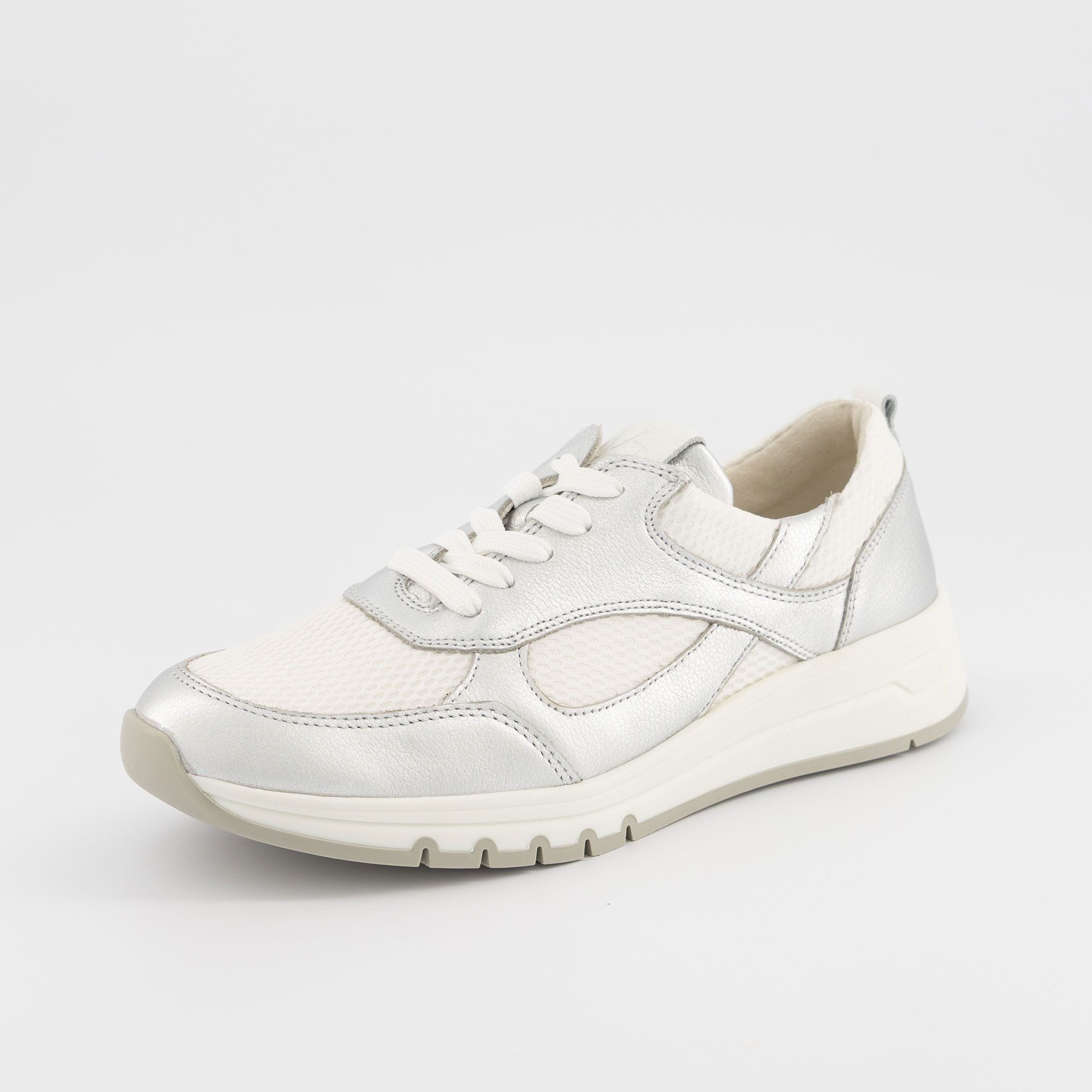 Vitaform
Sneaker stringate
in pelle con soletta
Air Cushioned