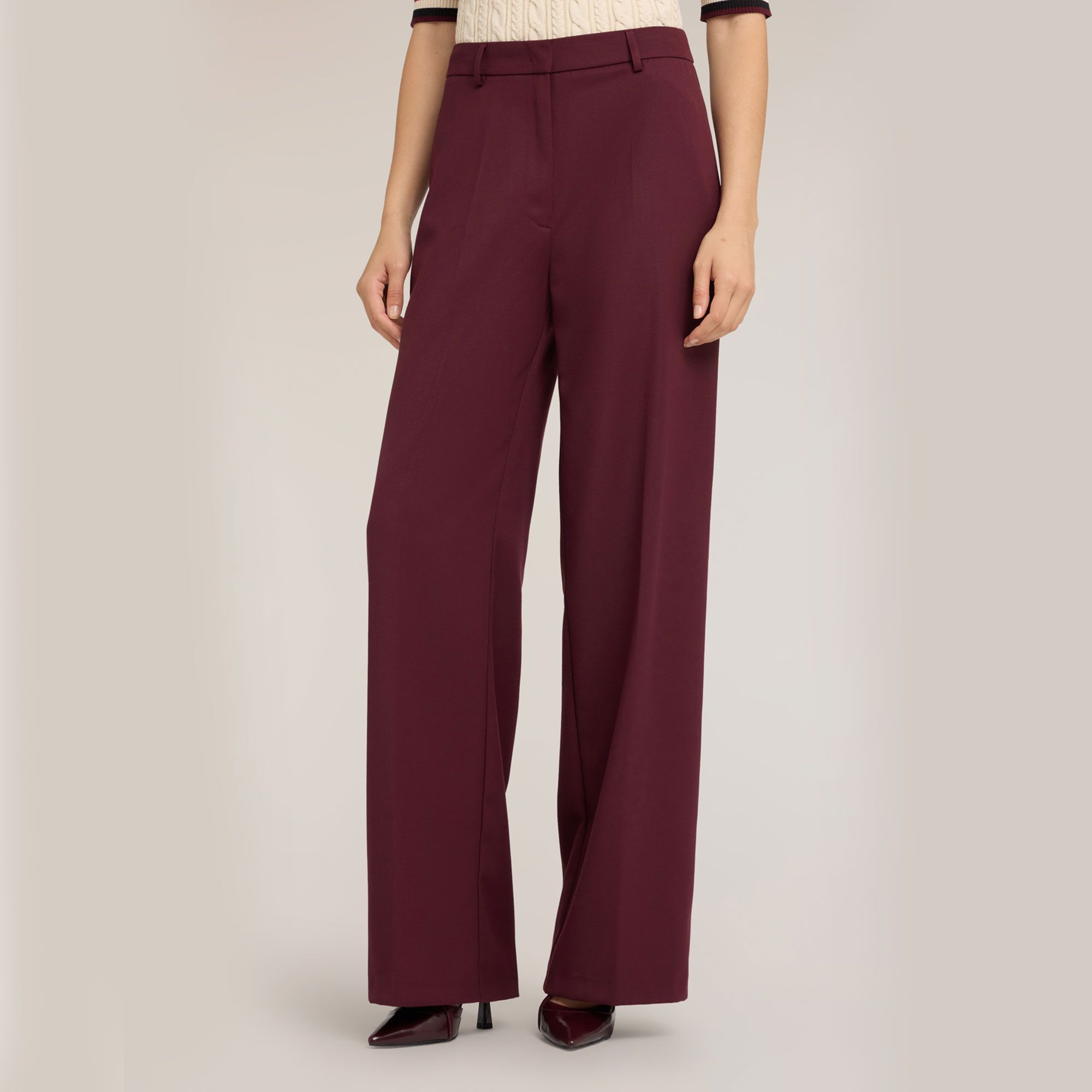 Motivi
Pantaloni palazzo
con tasche a filetto