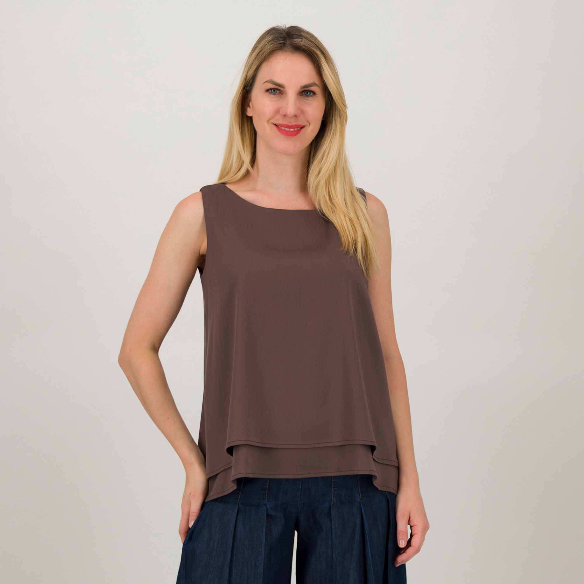 Palazzo Moda
Canotta linea A
svasata con
scollo a barca