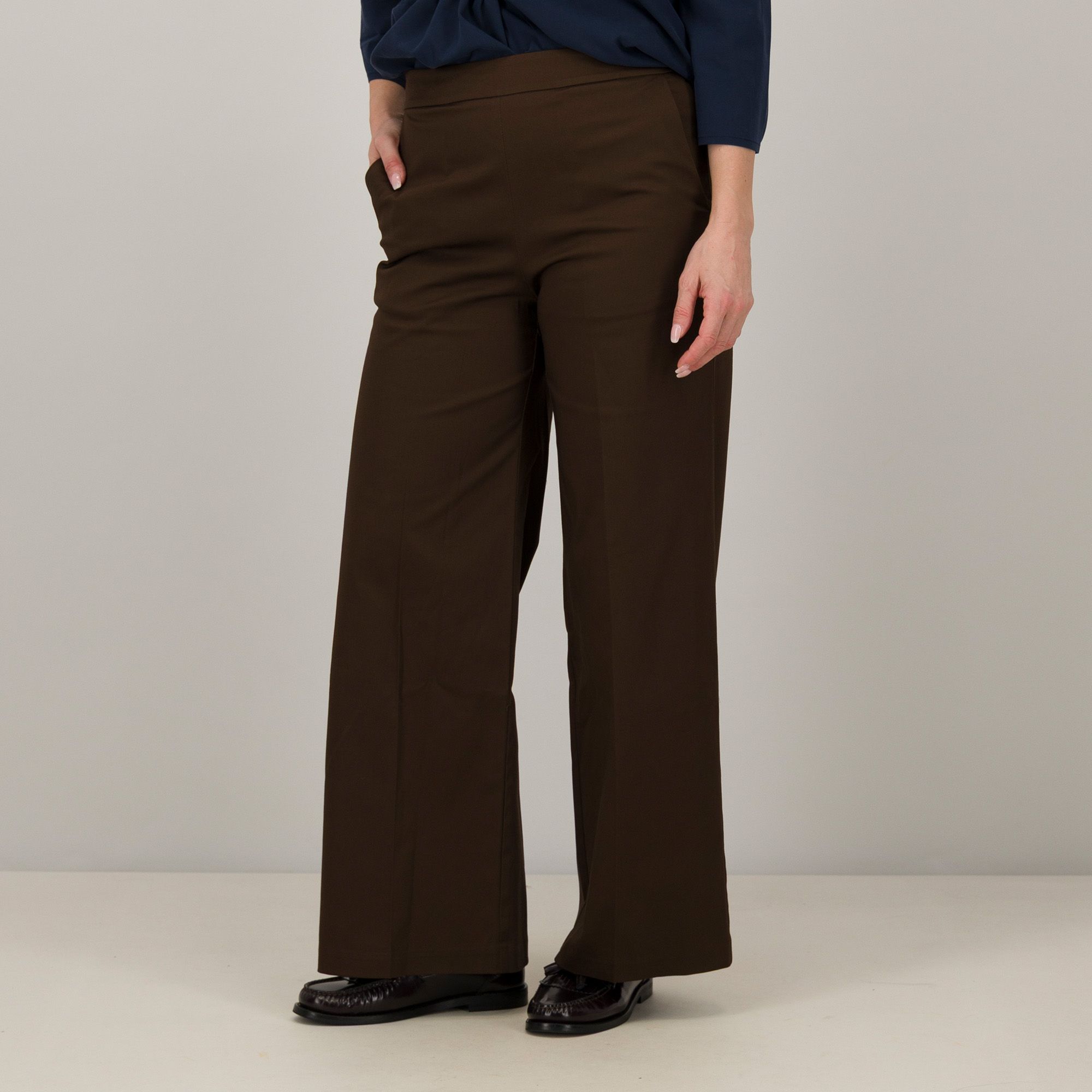 Olly Doo
Pantaloni ampi
in cotone
con elastico