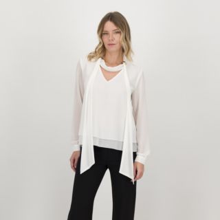 Rinascimento
Blusa in georgette
con fiocco