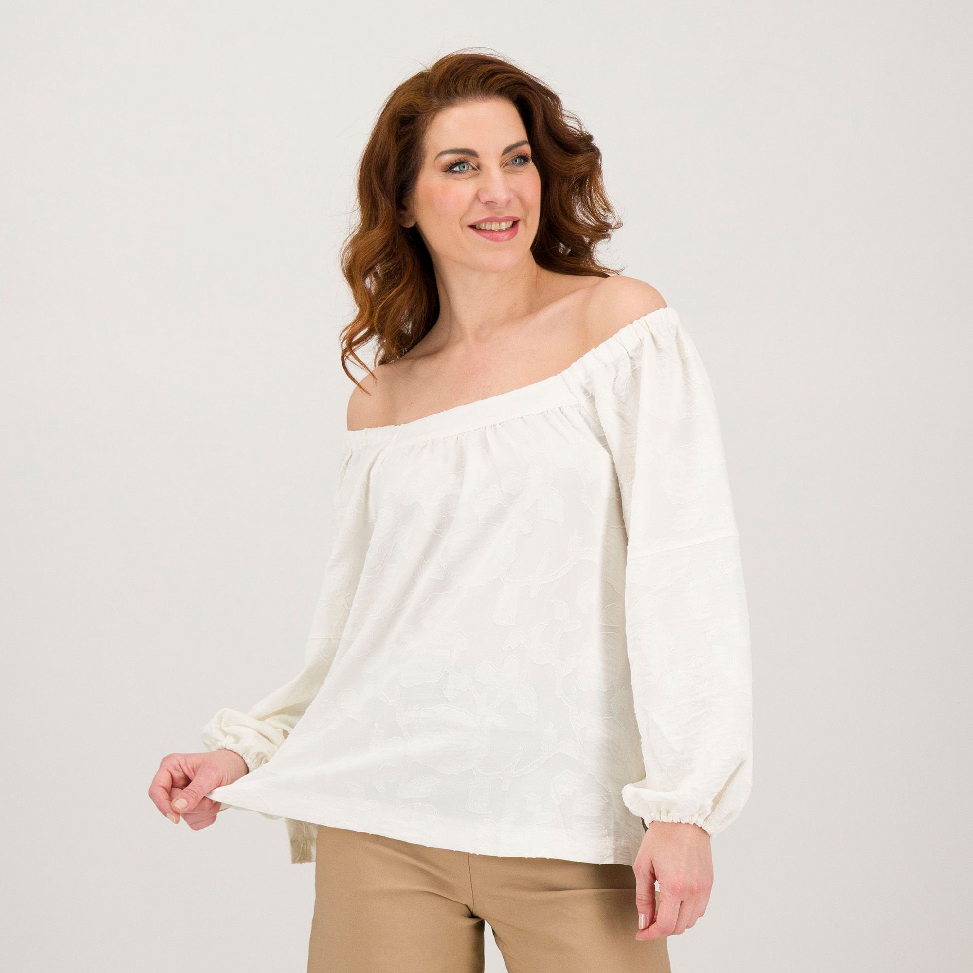 Nina Leonard Blusa fantasia floreale a maniche lunghe