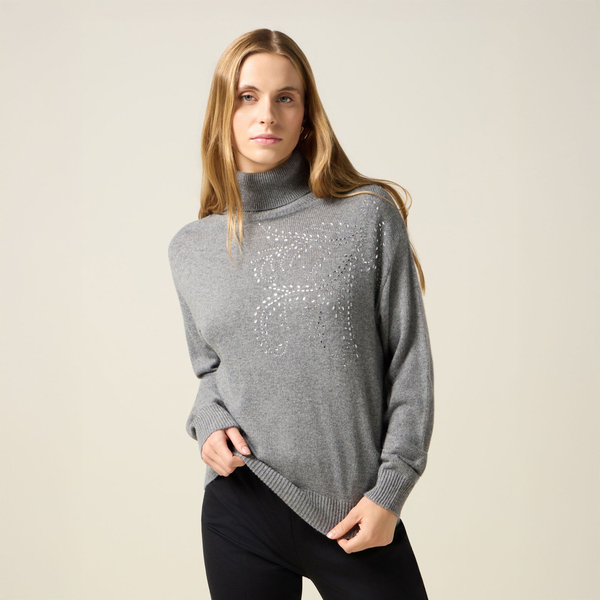 Oltre
Maglia dolcevita
con cashmere e strass